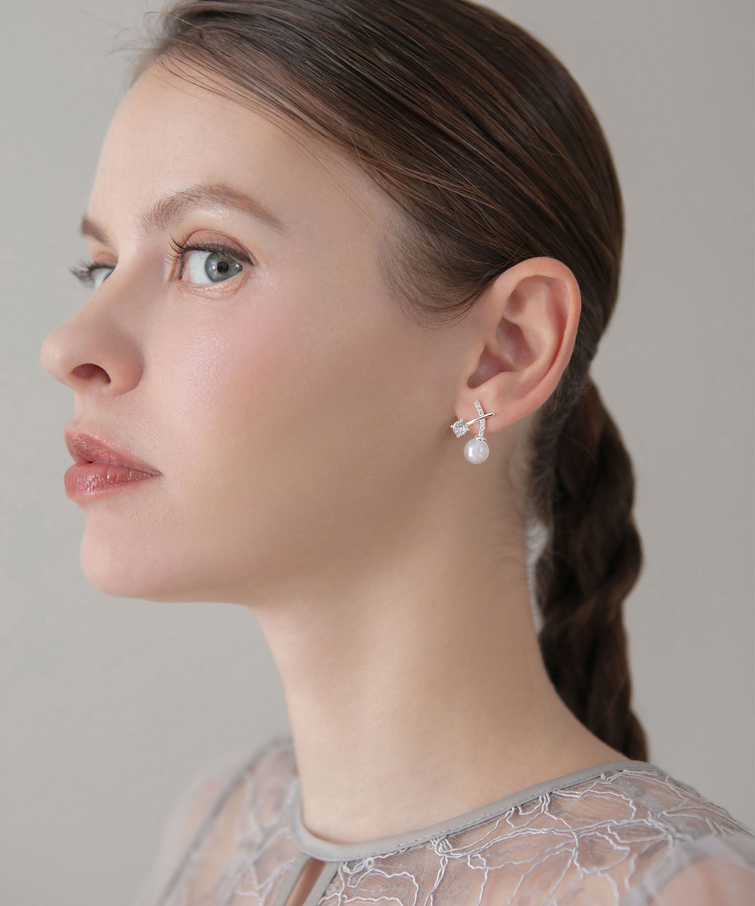 【COMING SOON】クロスラインパールスウィングピアス