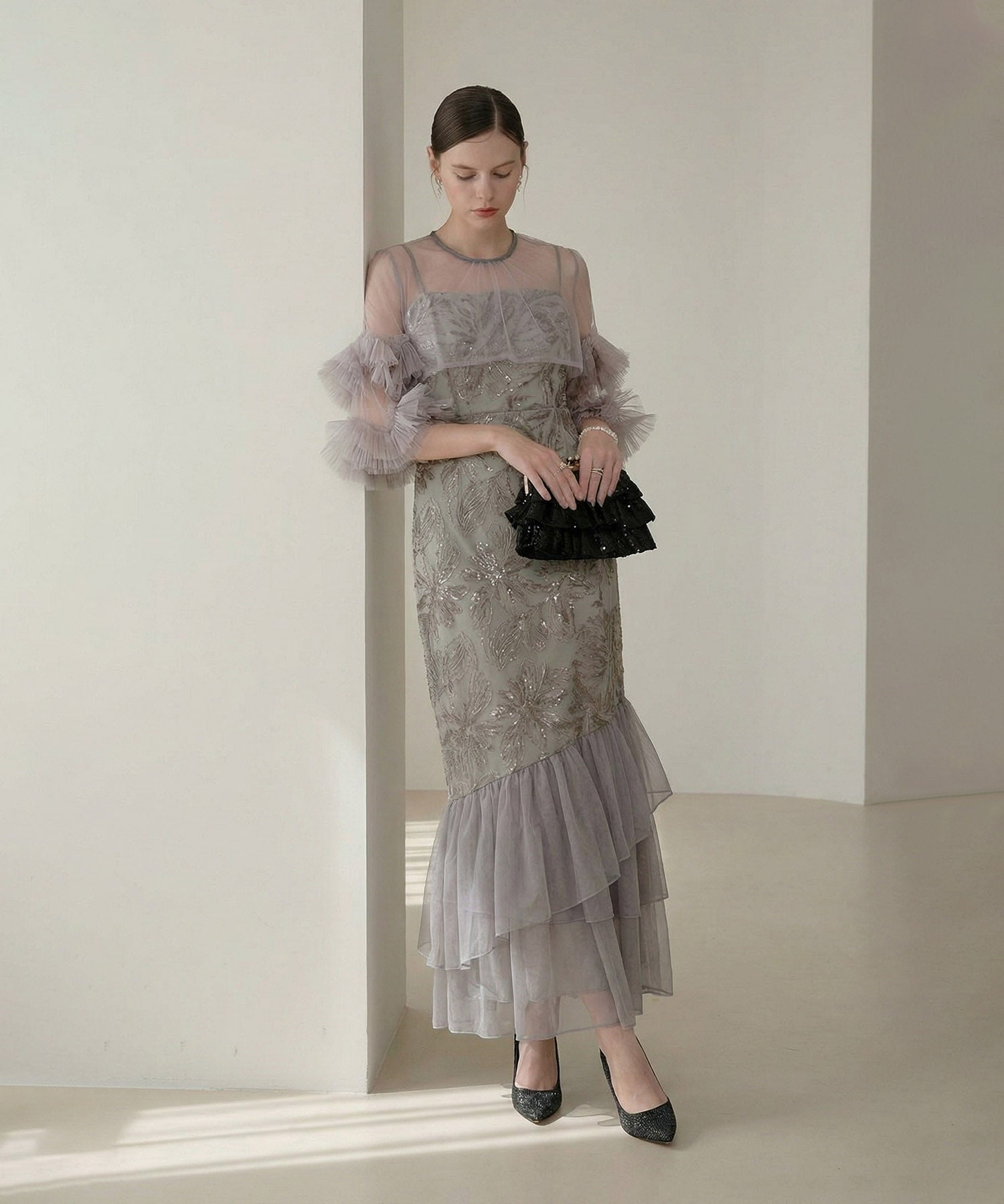 【予約販売】フラワースパンコールチュールフリルスリーブIラインワンピースドレス