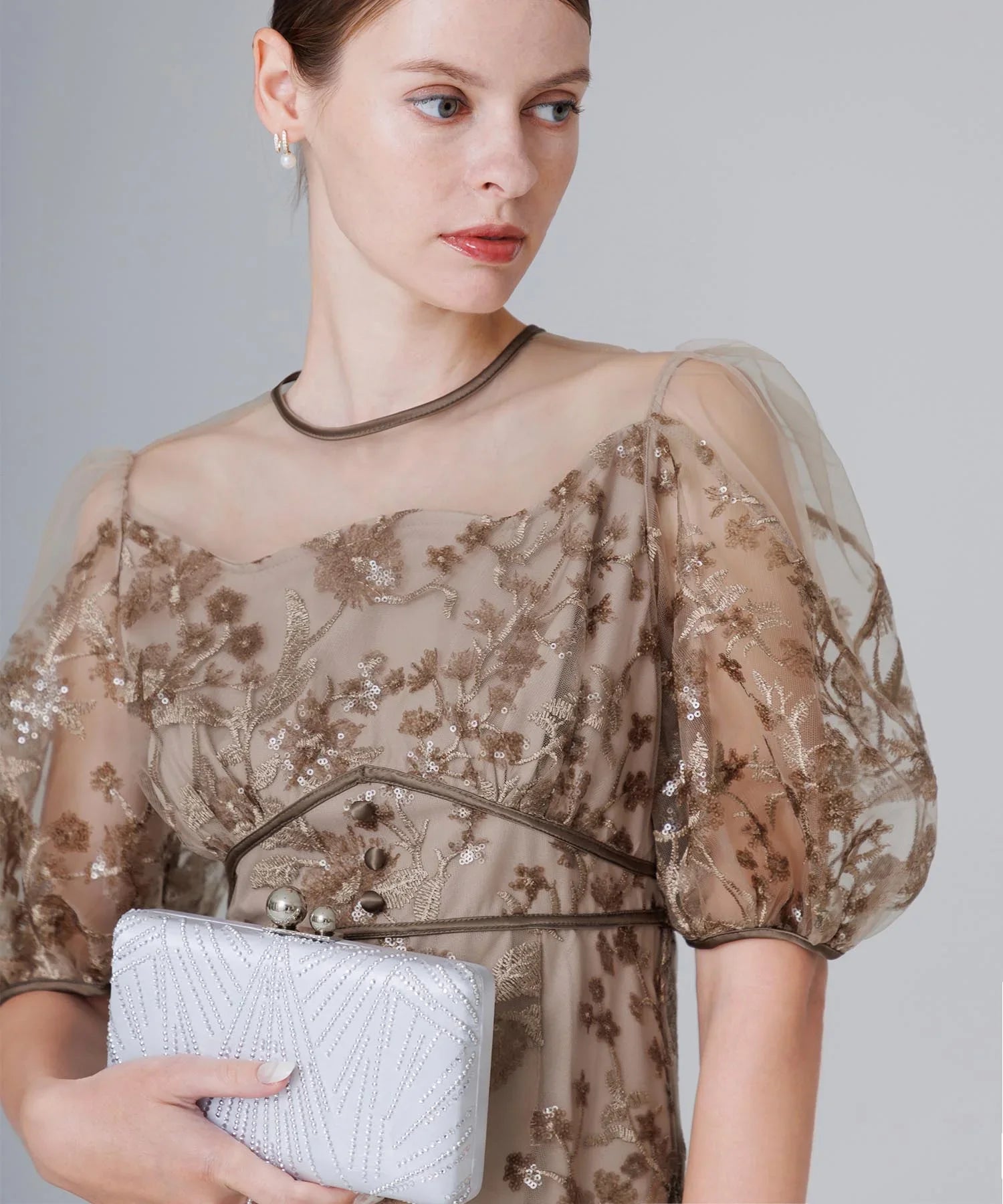 【一部当日発送】フラワーディテールパフスリーブIラインワンピースドレス