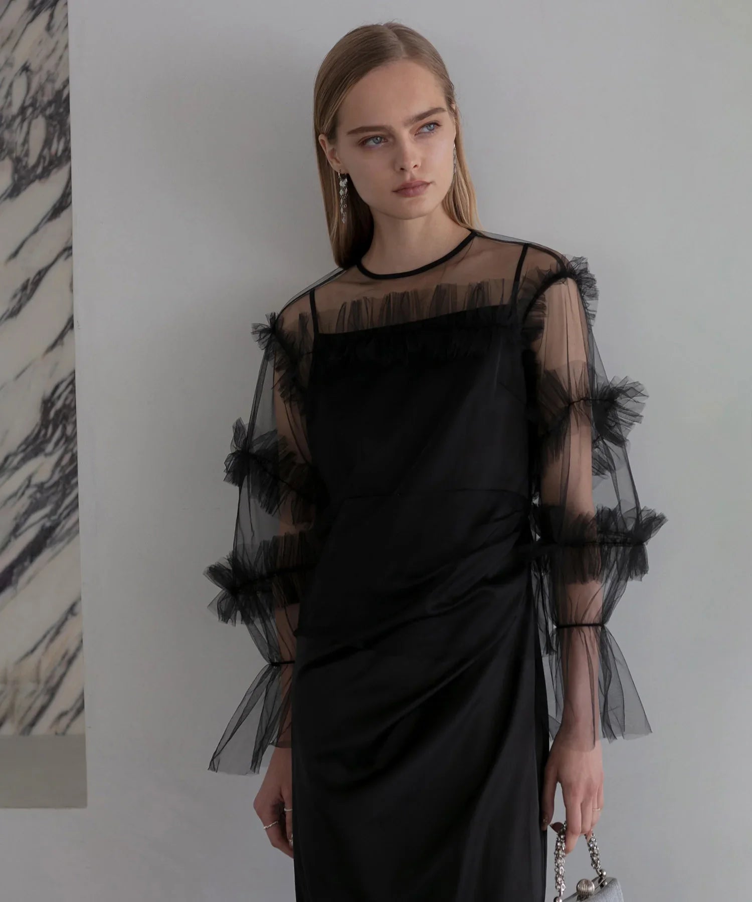 【当日発送】チュールフリルトップス