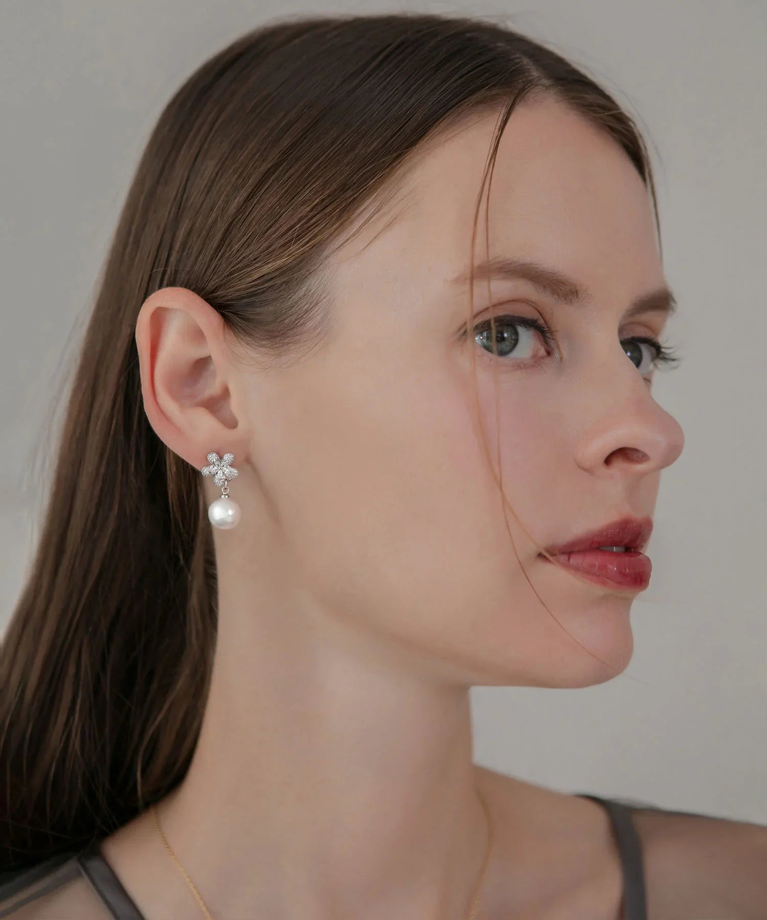 【当日発送】フラワービジューパールピアス