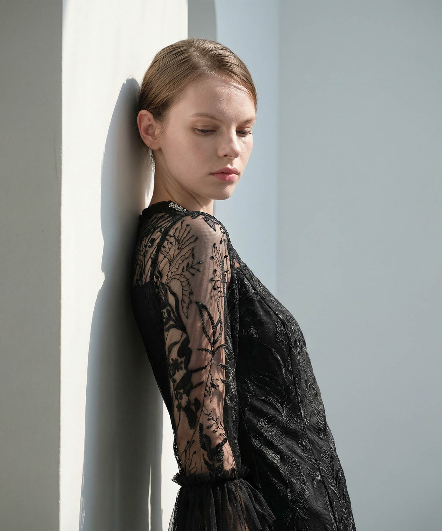 【当日発送】フラワーレースジュエルカラーIラインワンピースドレス