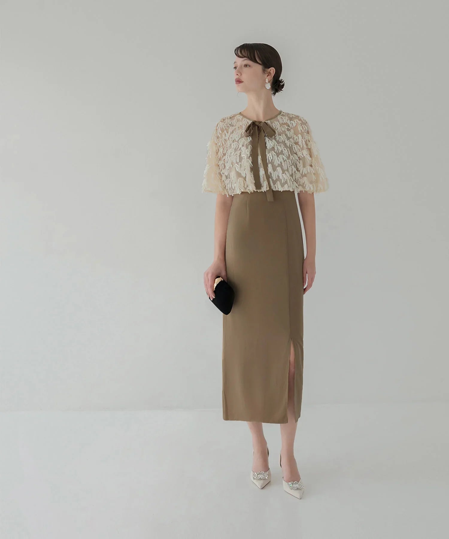 【当日発送】スパンコールフリンジケープ Iラインワンピースドレス