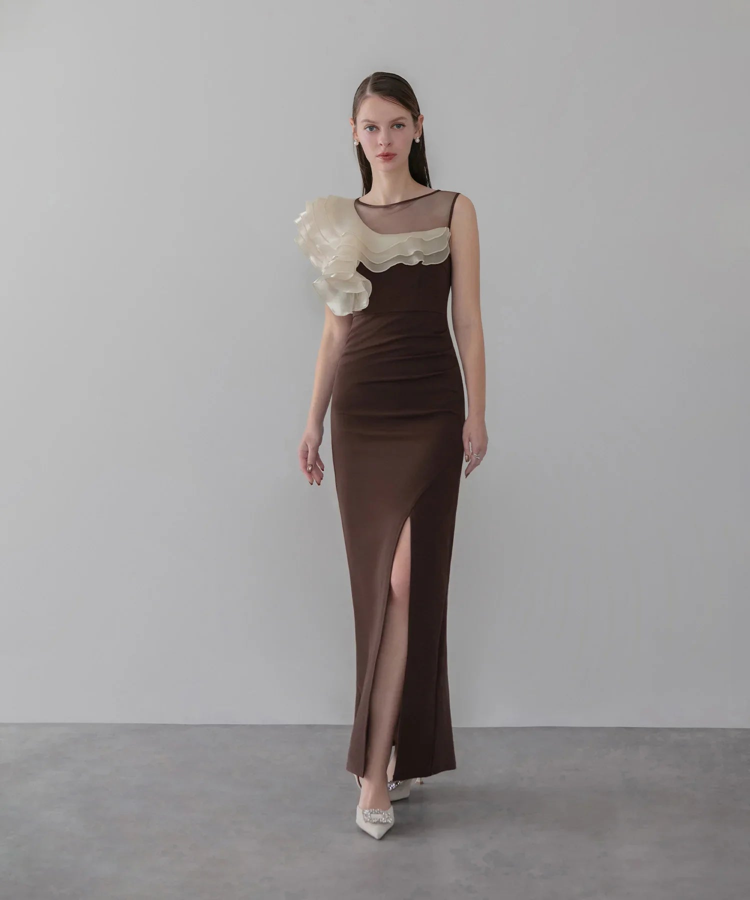 【LEJA LUXE】アシンメトリーフリルスリットマーメイドドレス