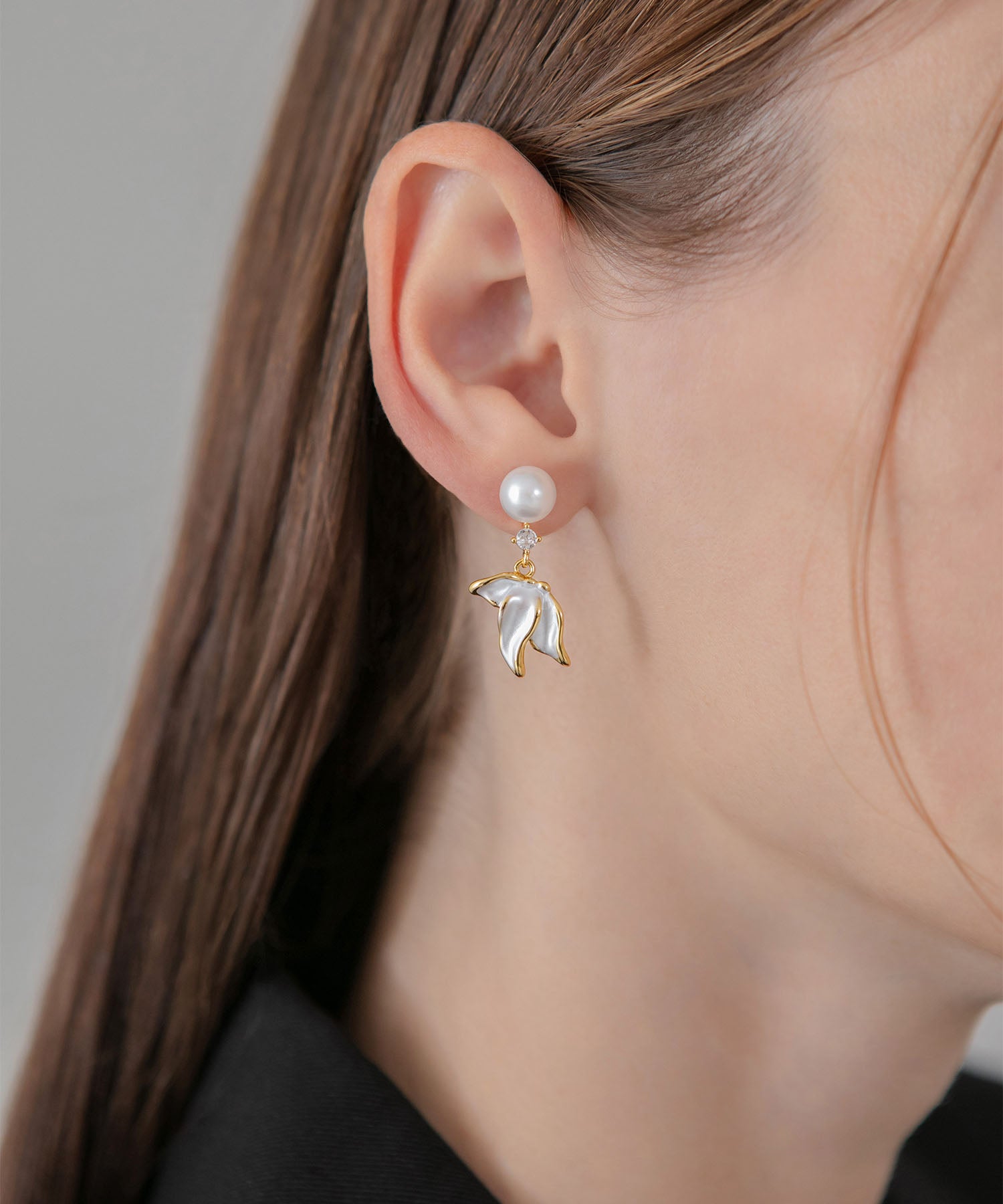 【当日発送】フラワードロップパールピアス