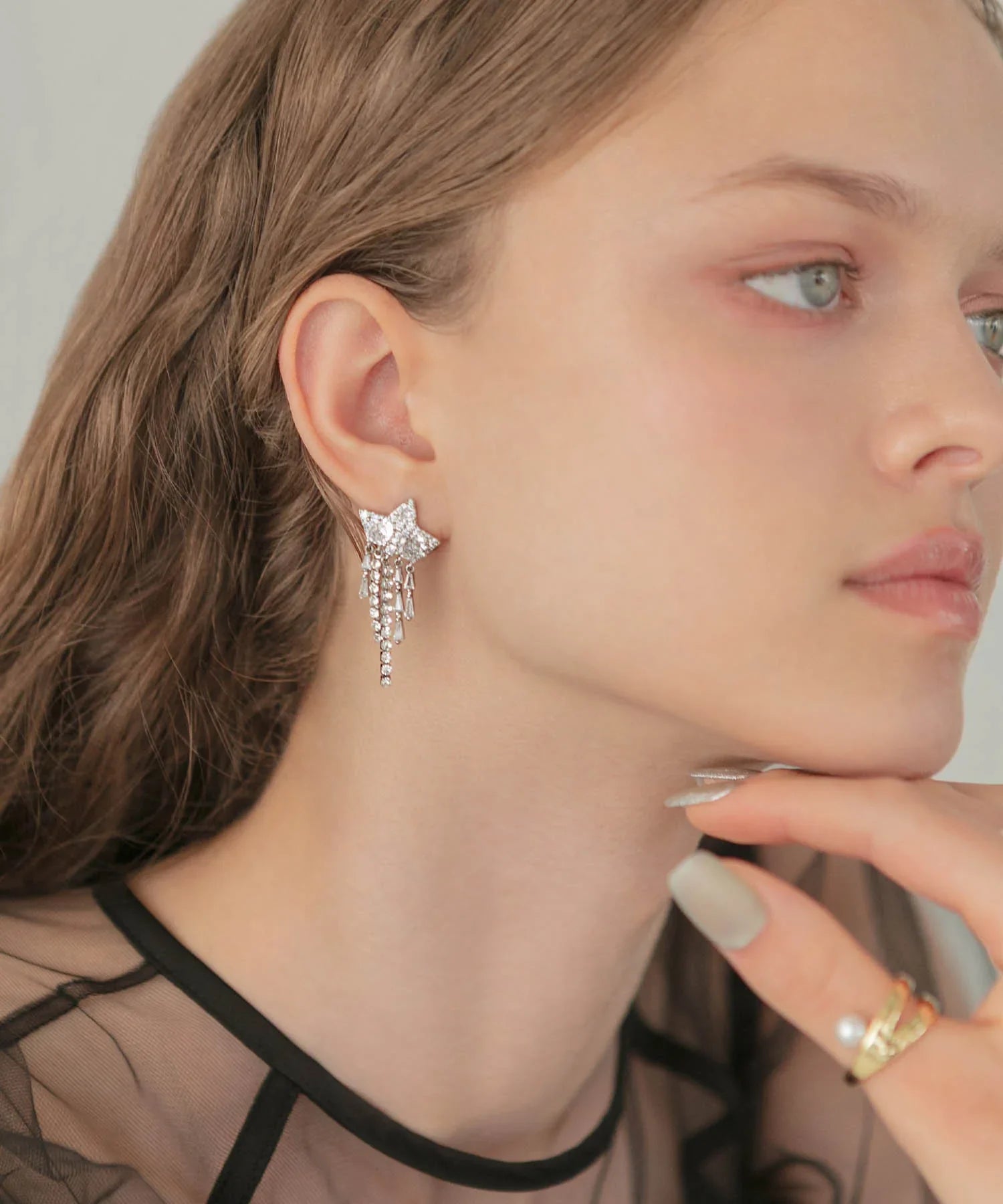 【当日発送】スタードロップビジューフリンジピアス