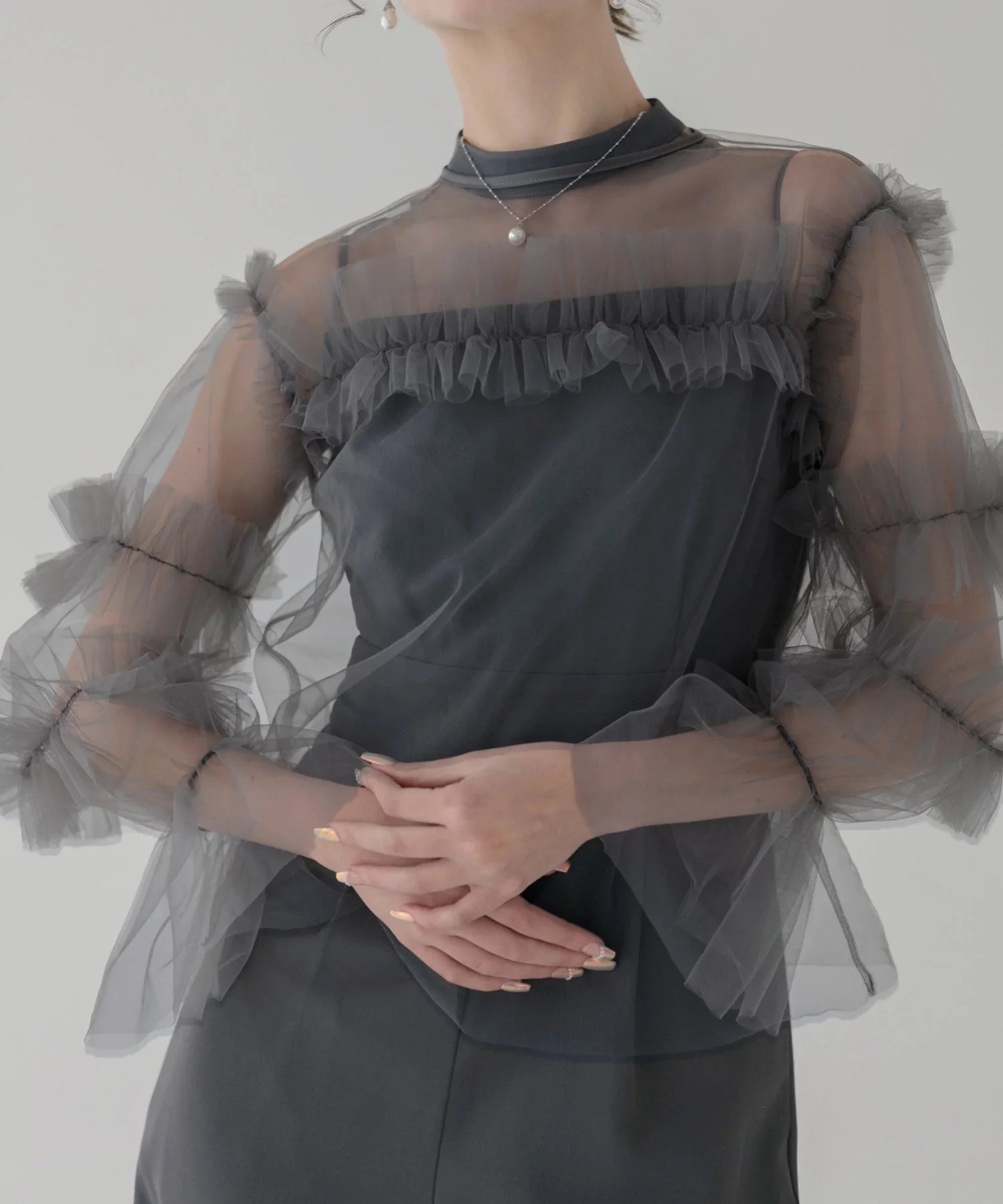 【当日発送】チュールフリルトップス