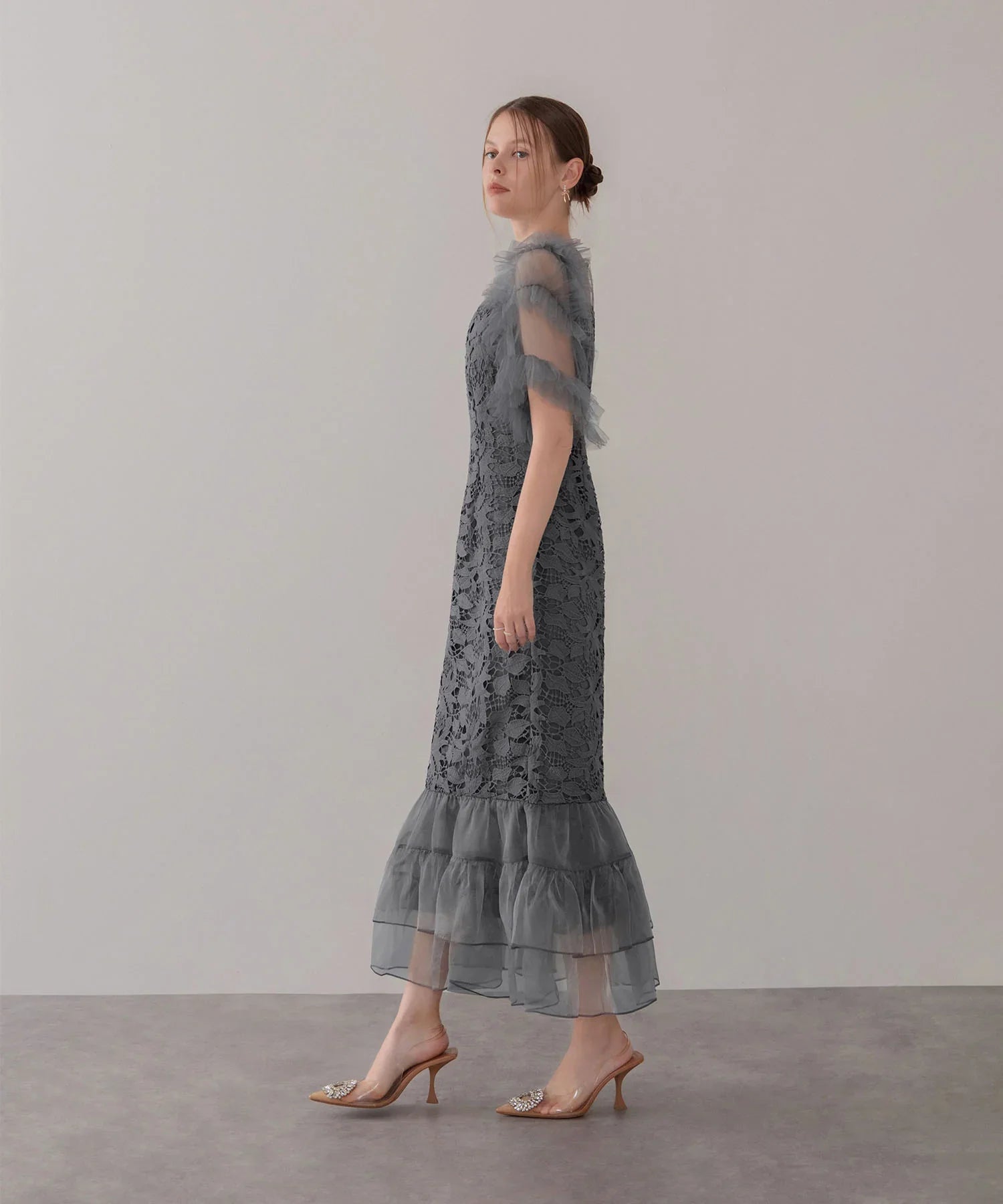 【一部当日発送】アシンメトリーチュールスリーブレースフリルヘムIラインワンピースドレス