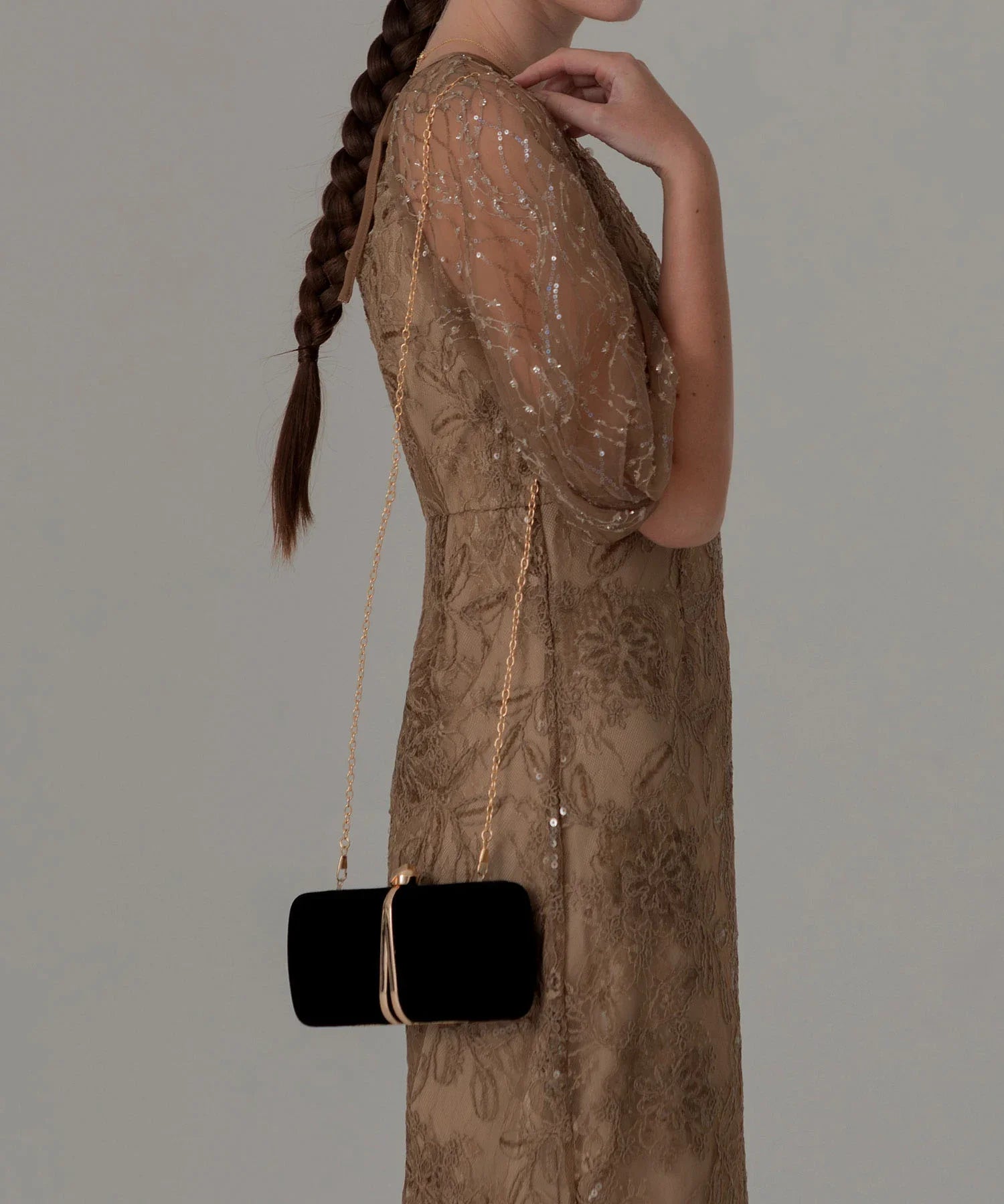 【當天出貨】黑色絲絨金線包