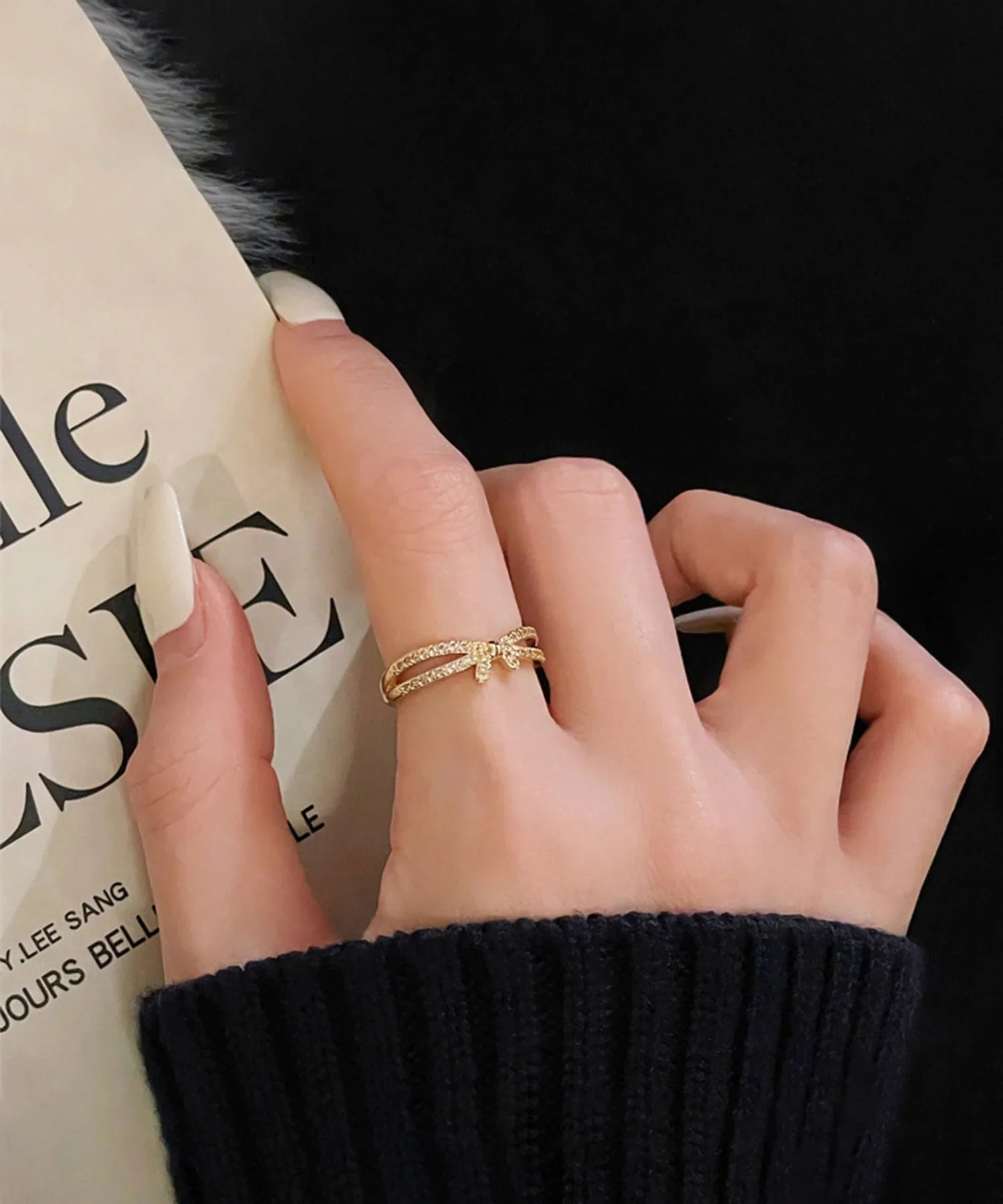 【当日発送】リボンモチーフビジューゴールドリング