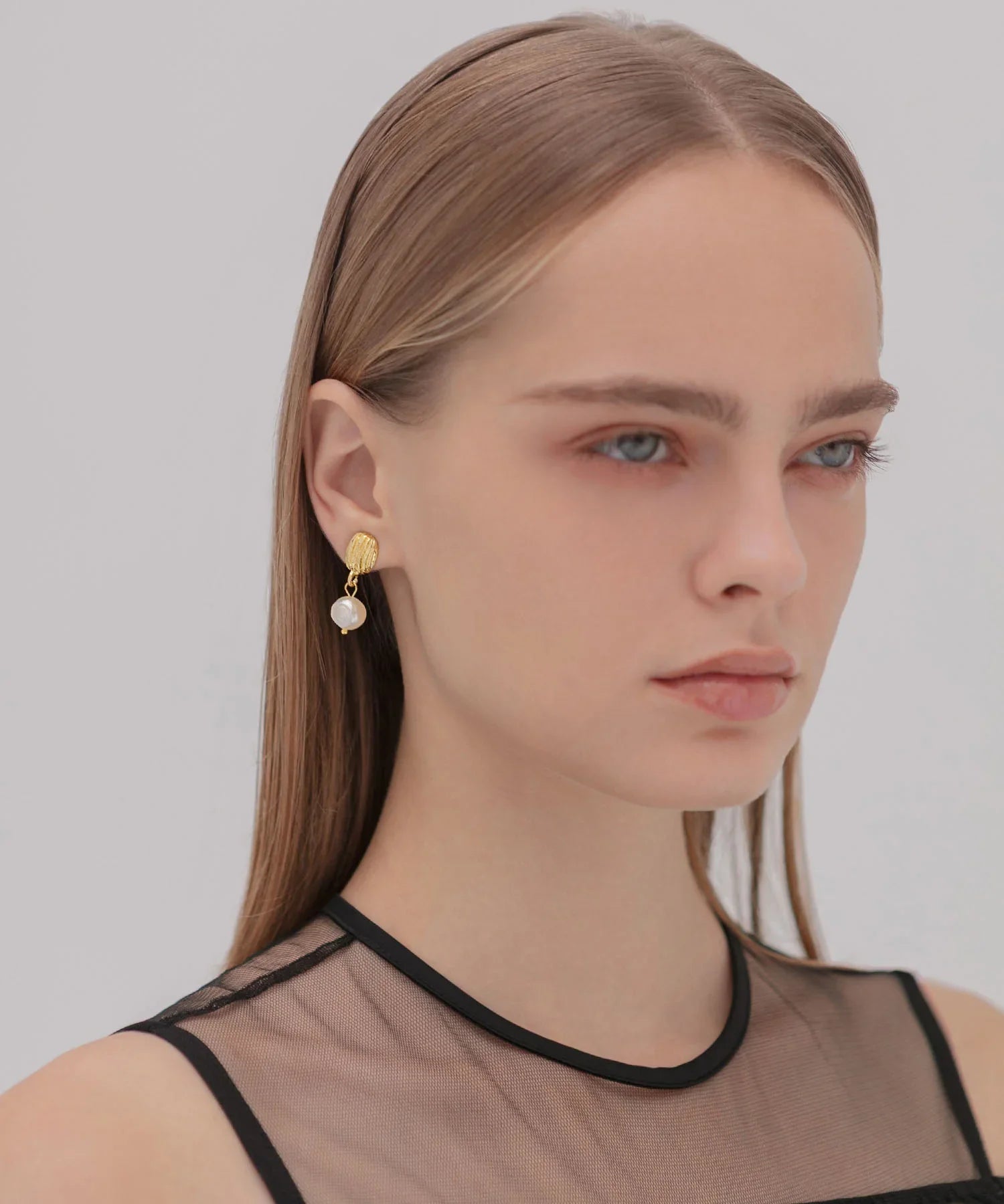 【当日発送】ゴールドプレートパールピアス