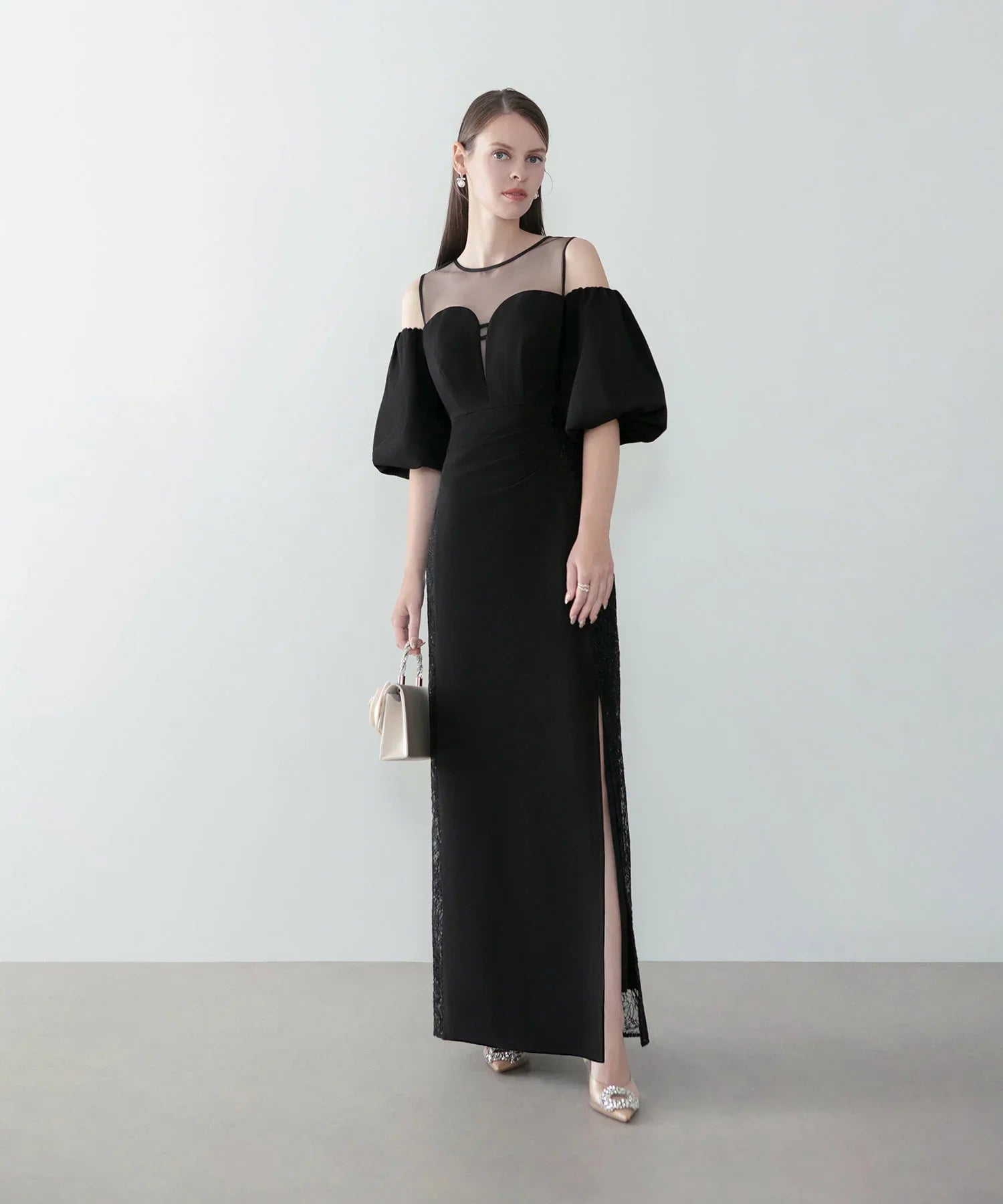 【LEJA LUXE】サイドレースシアーデコルテパフスリーブスリットドレス