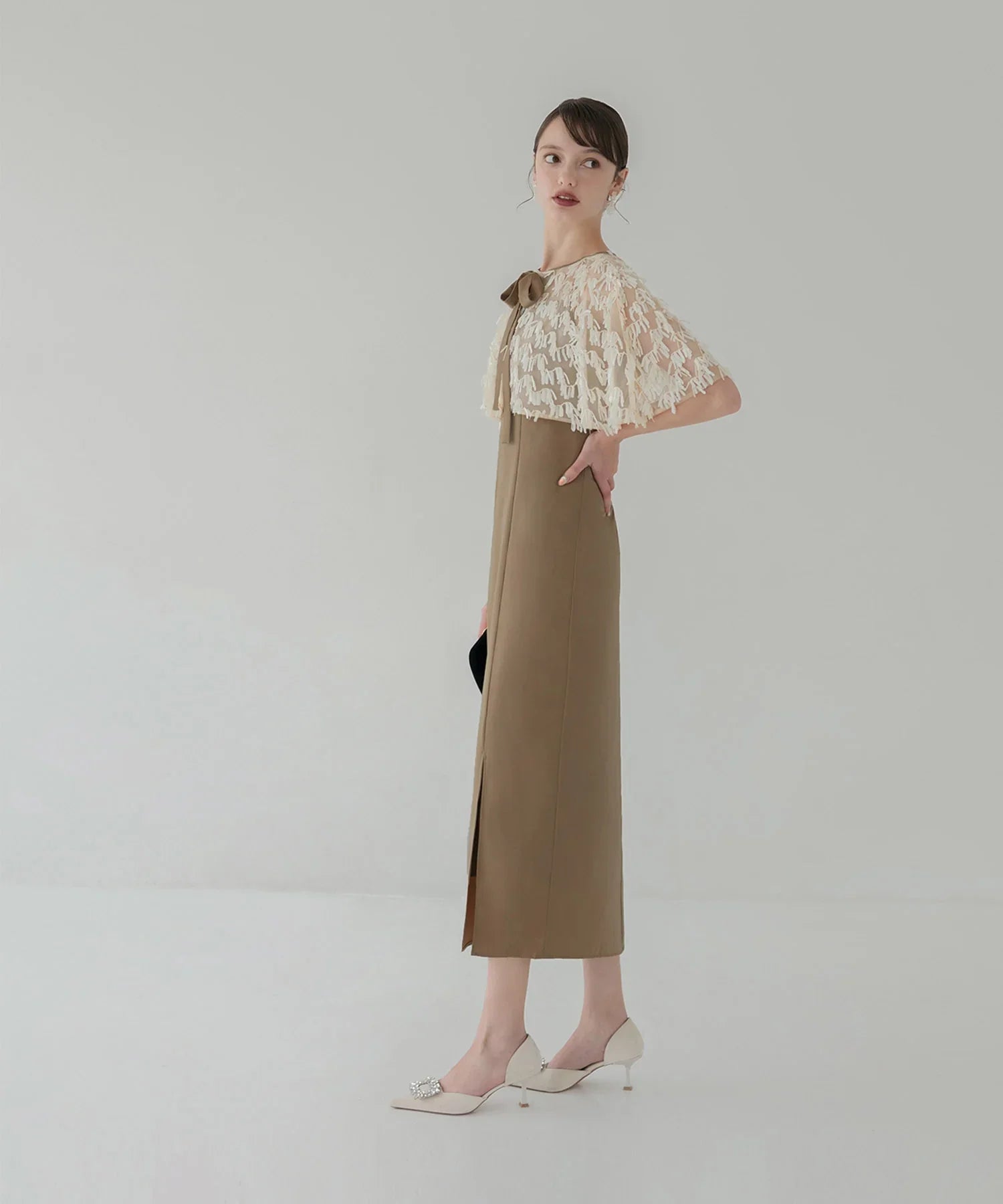 【当日発送】スパンコールフリンジケープ Iラインワンピースドレス