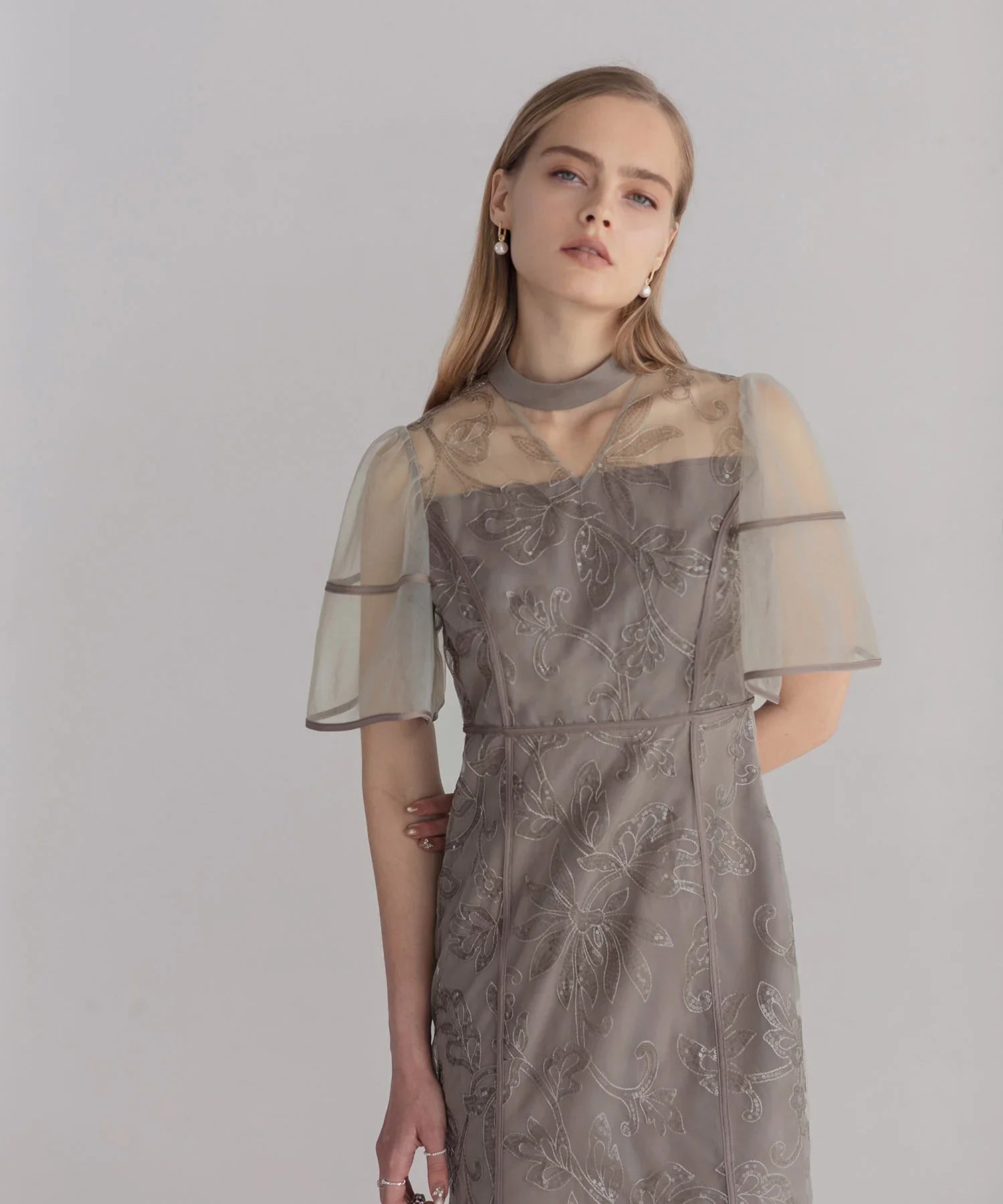 【当日発送】スパンコールフラワーIラインワンピースドレス