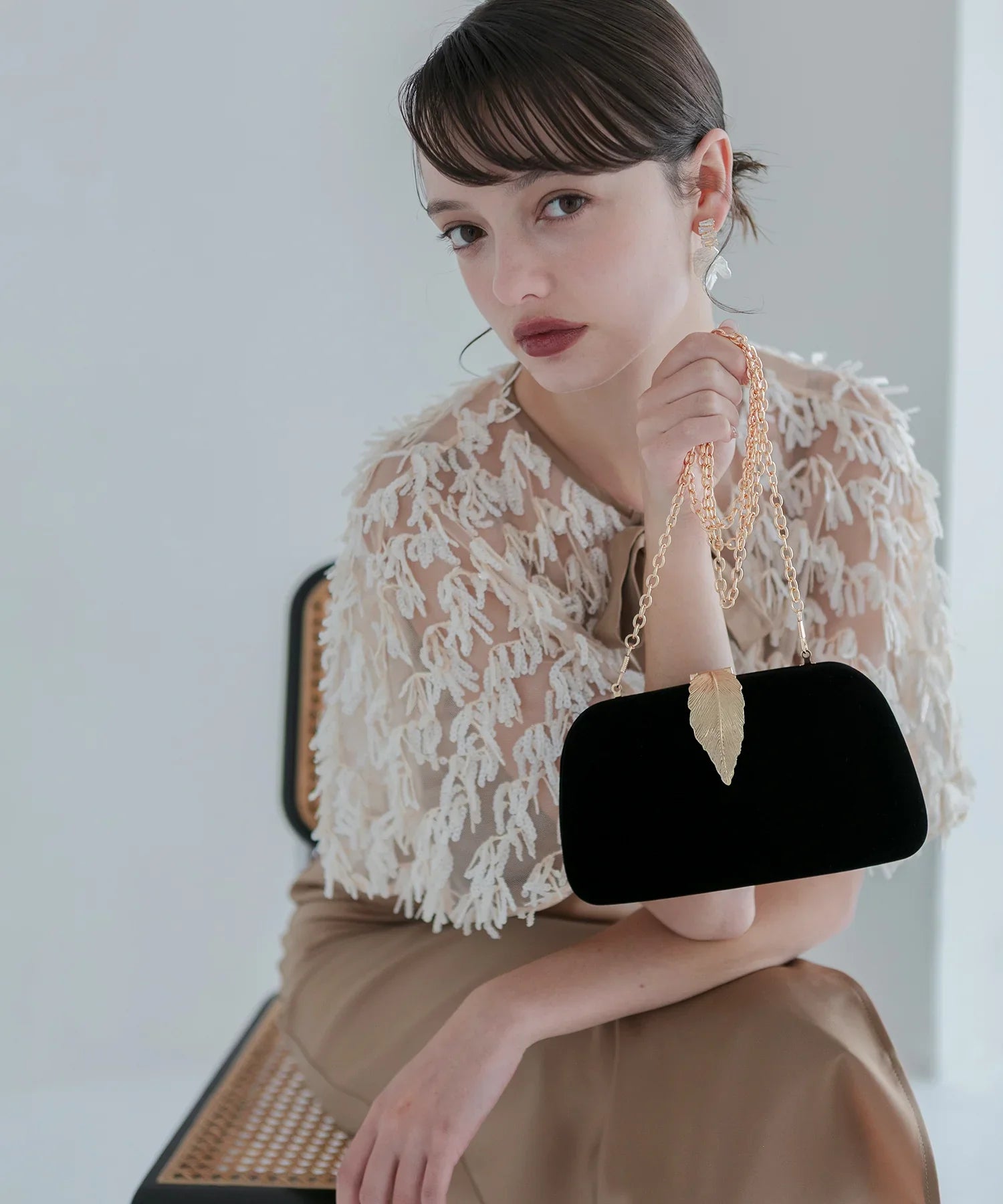 【SOLD OUT】リーフモチーフ2WAYベロアバッグ