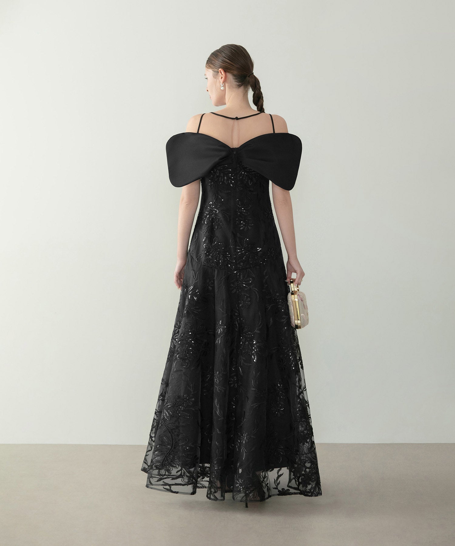 【LEJA LUXE】ビッグリボンモチーフオフショルダースパンコールドレス