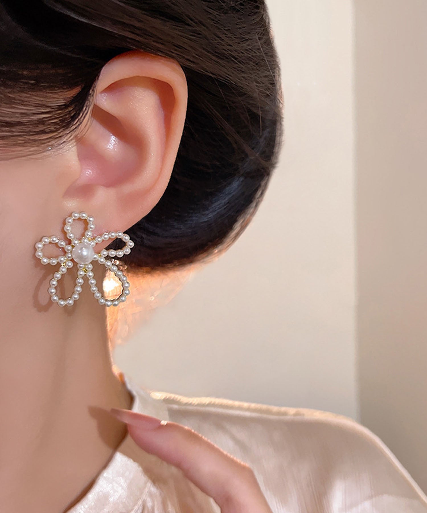 【COMING SOON】フラワービジューパールピアス