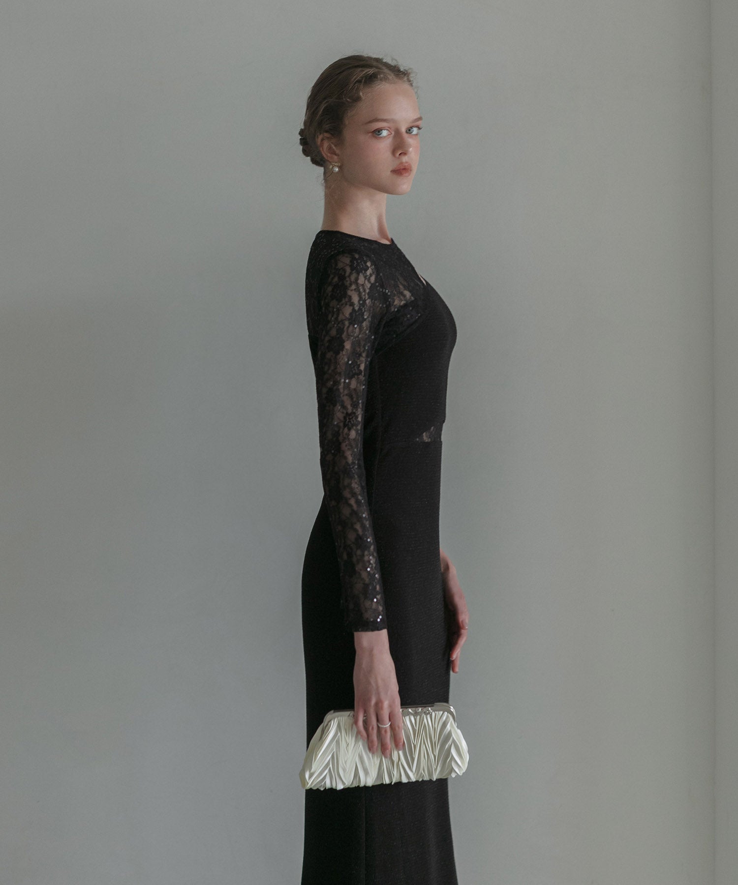 【LEJA LUXE】アシンメトリーレーススリムフィットIラインドレス