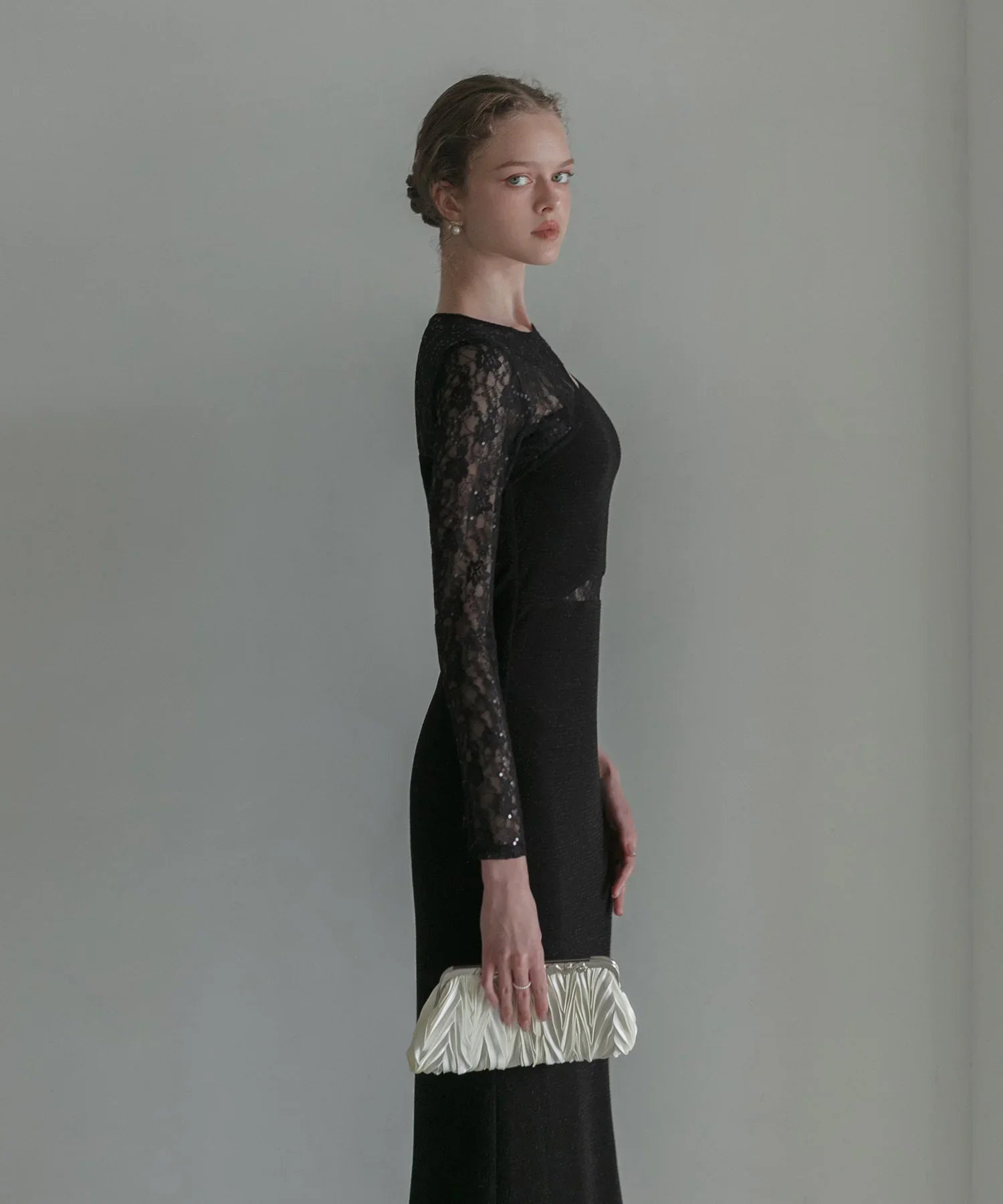 【LEJA LUXE】アシンメトリーレーススリムフィットIラインドレス