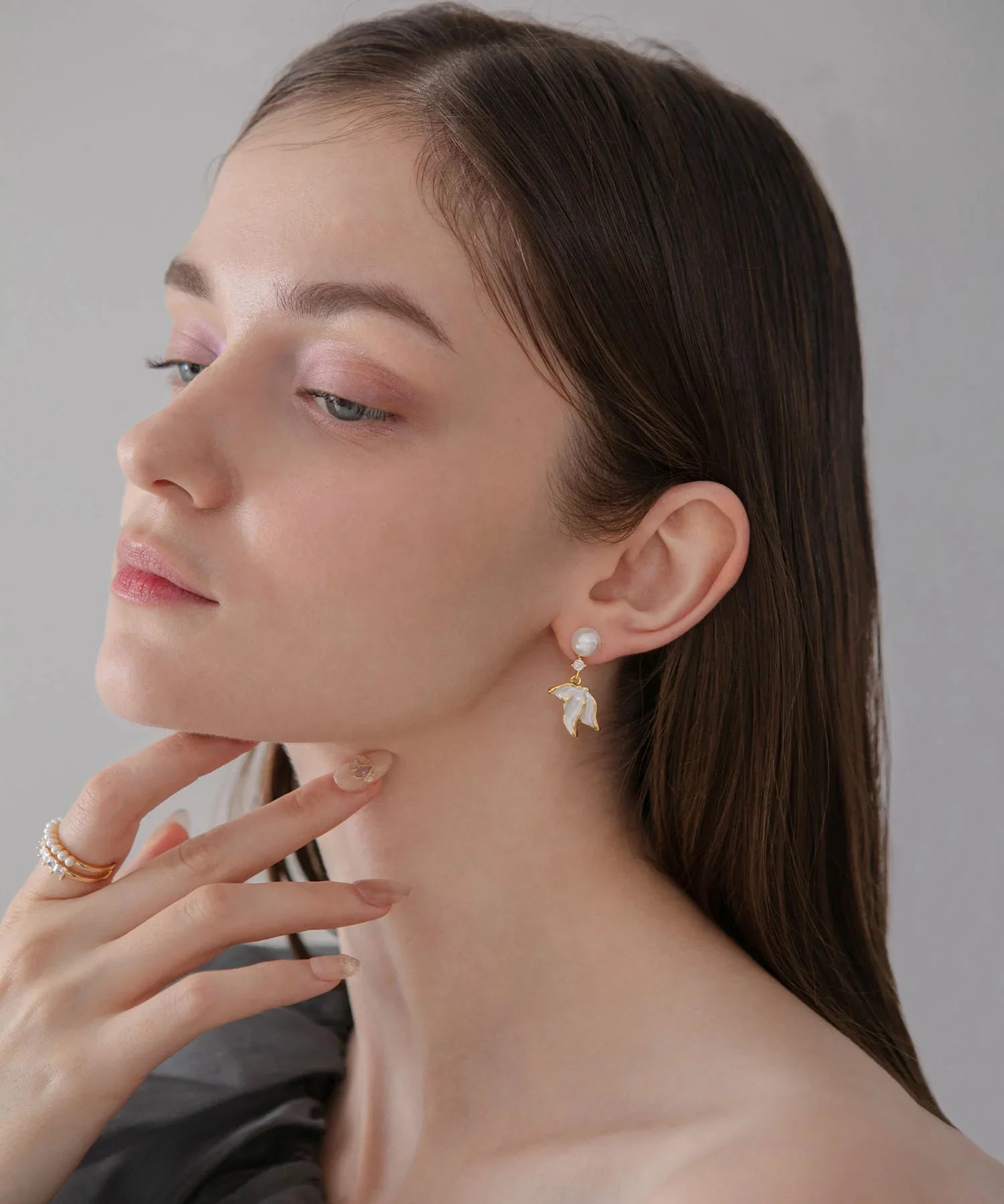 【当日発送】フラワードロップパールピアス