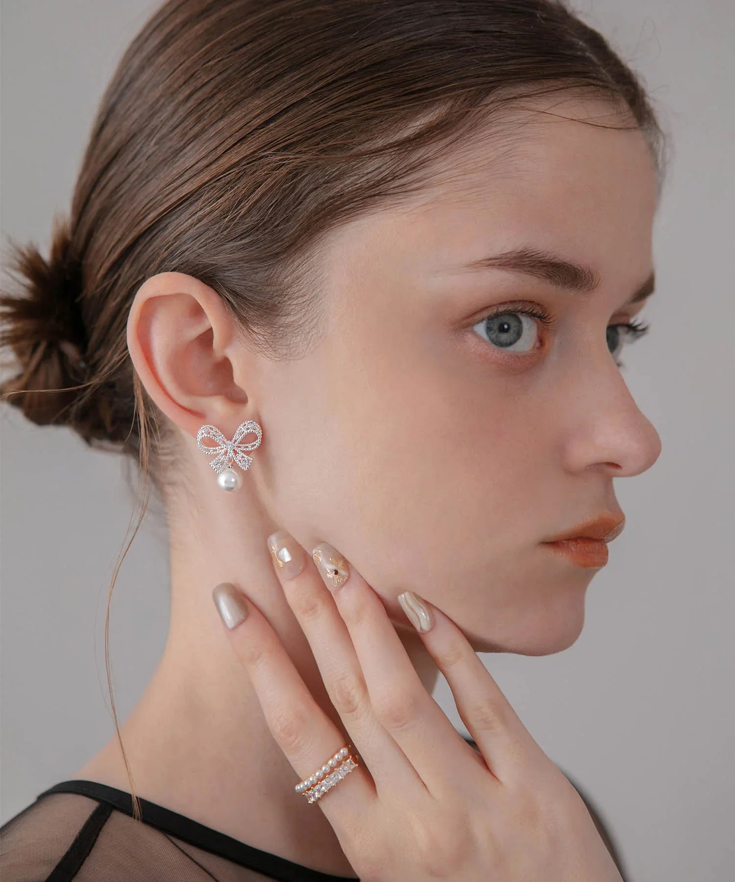 【当日発送】ビジューリボンパールピアス