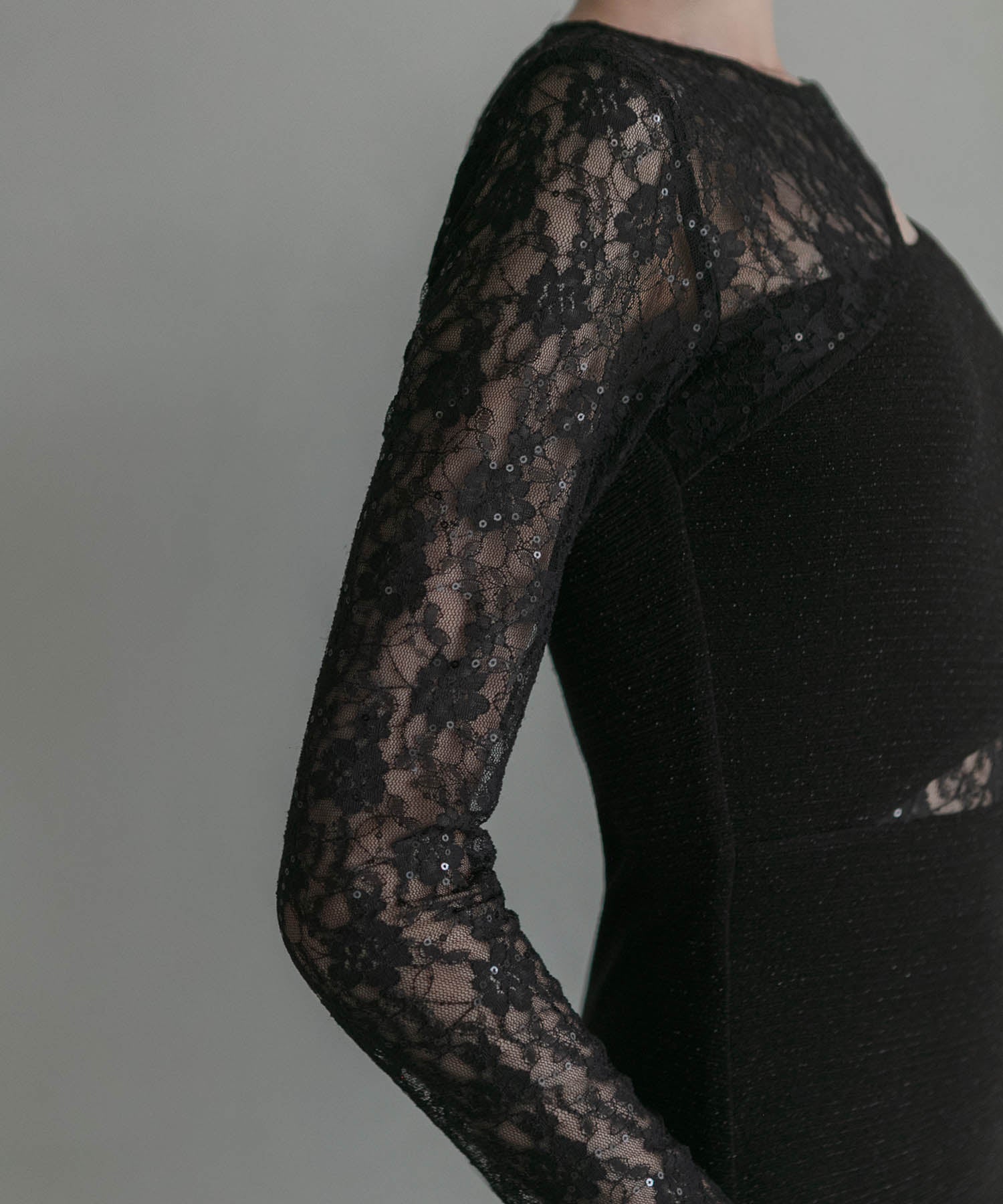 【LEJA LUXE】アシンメトリーレーススリムフィットIラインドレス