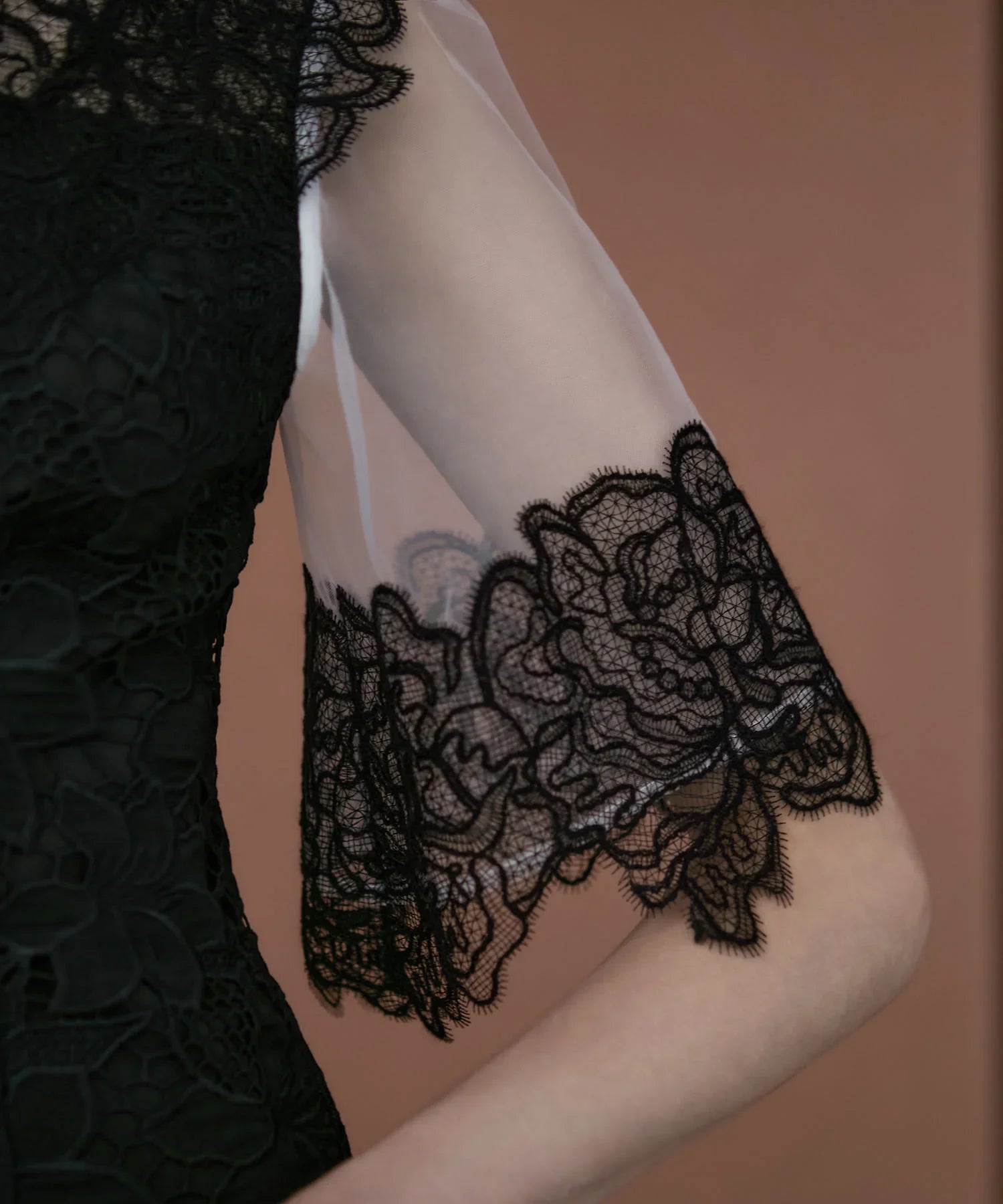 【当日発送】シアーレースフラワーIラインドレス