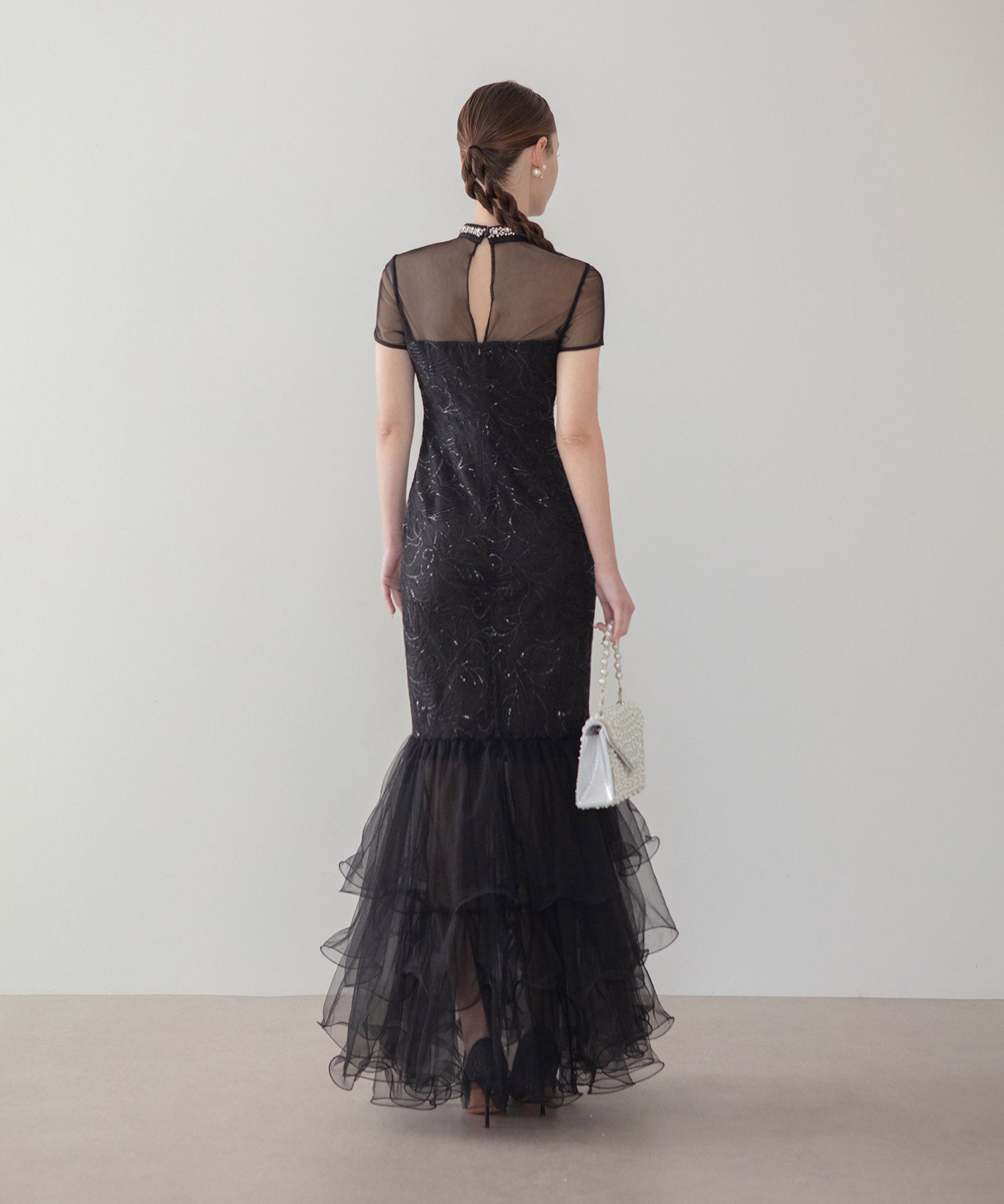 【LEJA LUXE】ネックビジュースパンコールシアーティアードマーメイドドレス