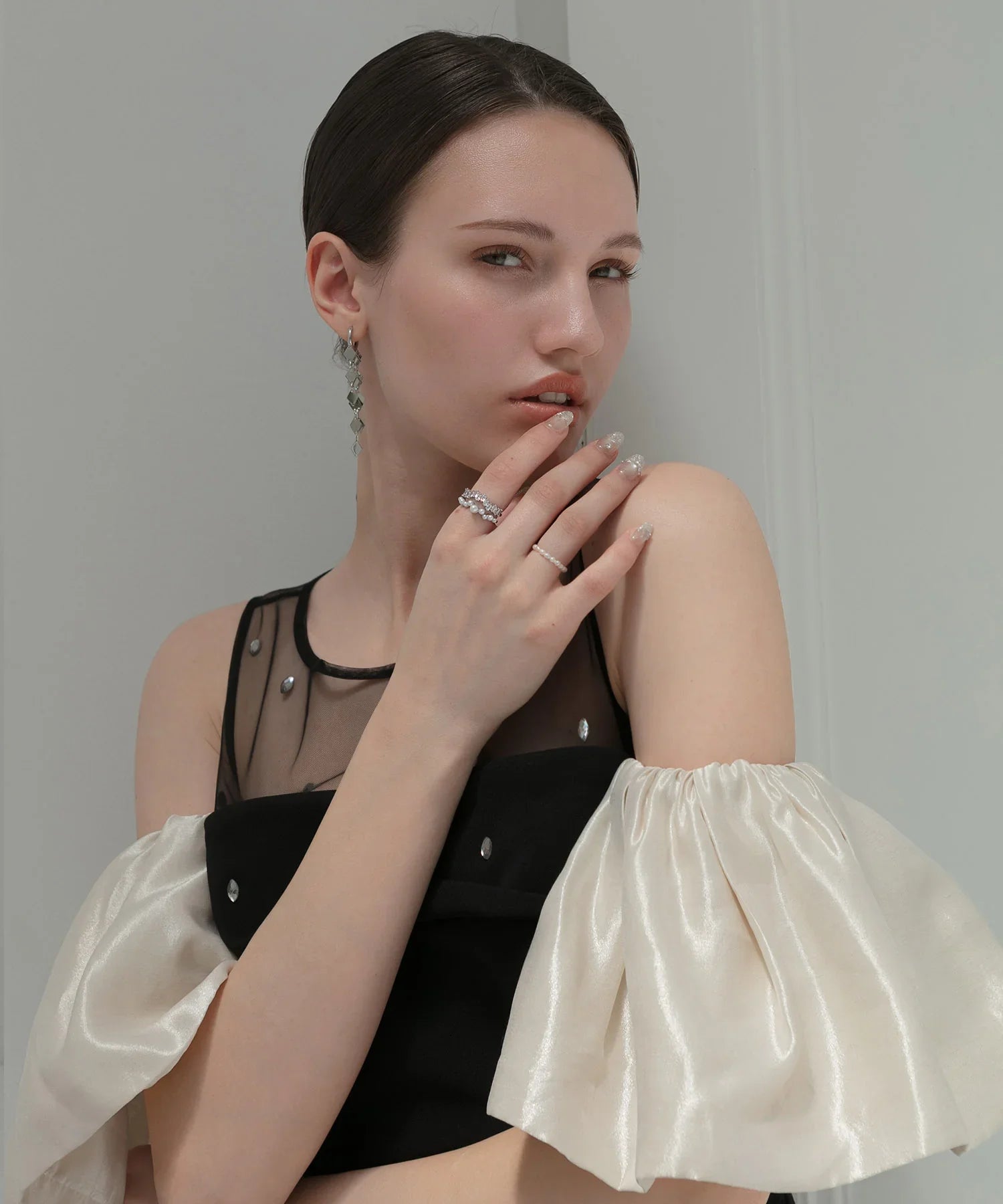 【LEJA LUXE】2WAY front sheer bejeweled I-line dress