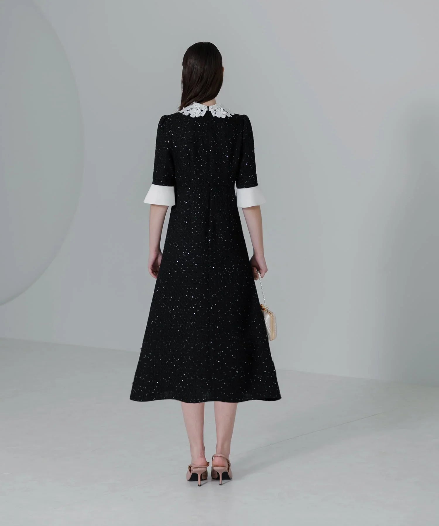 【當天出貨】碎花蕾絲彩色亮片A字洋裝