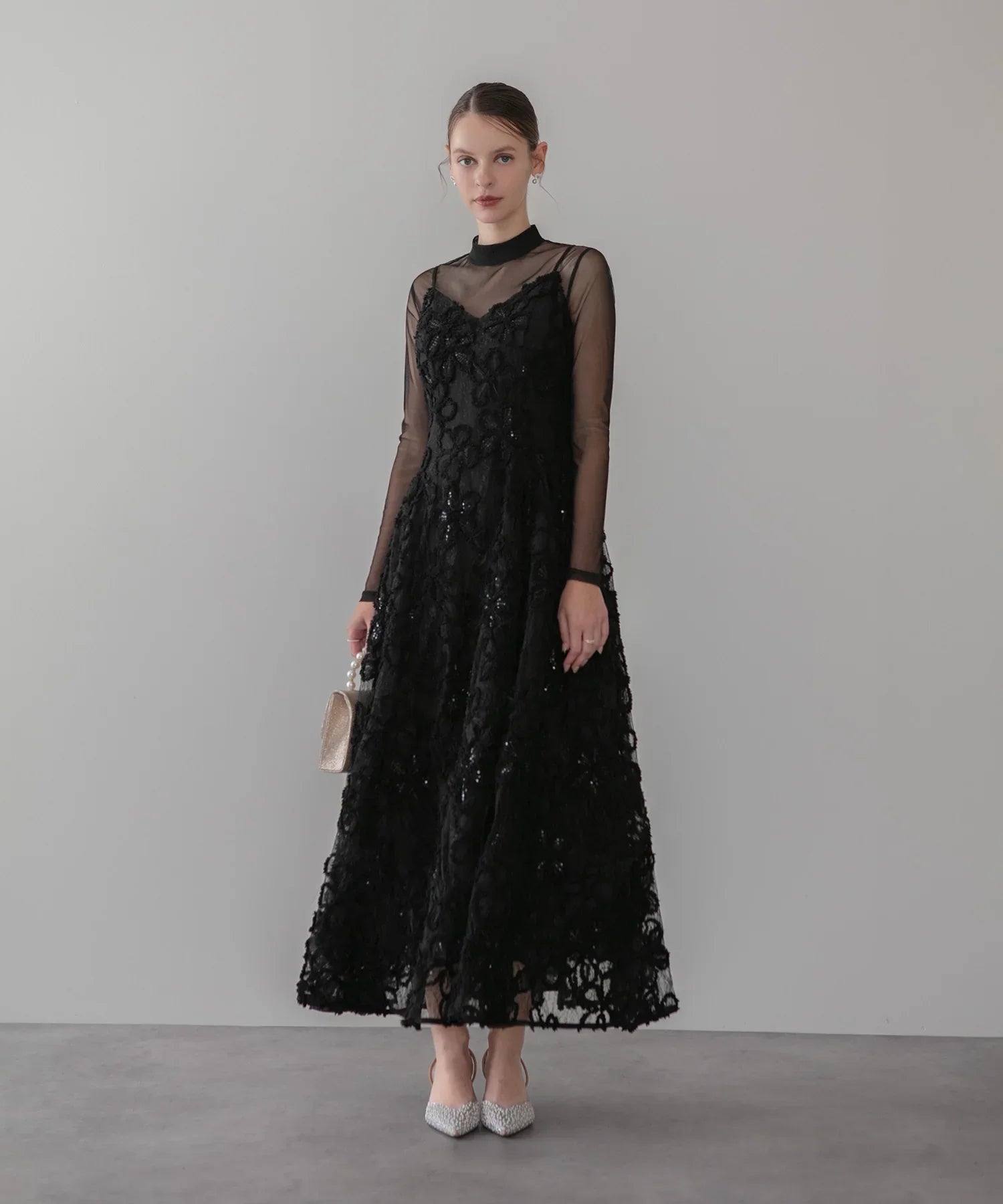 【一部当日発送】シアーフラワーレースレイヤードワンピース