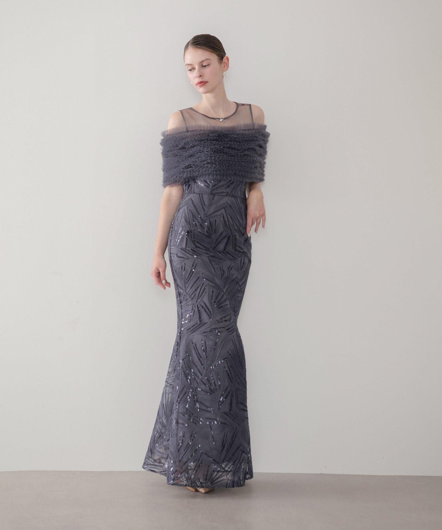 【LEJA LUXE】チュールフリルスパンコールスリットマーメイドドレス