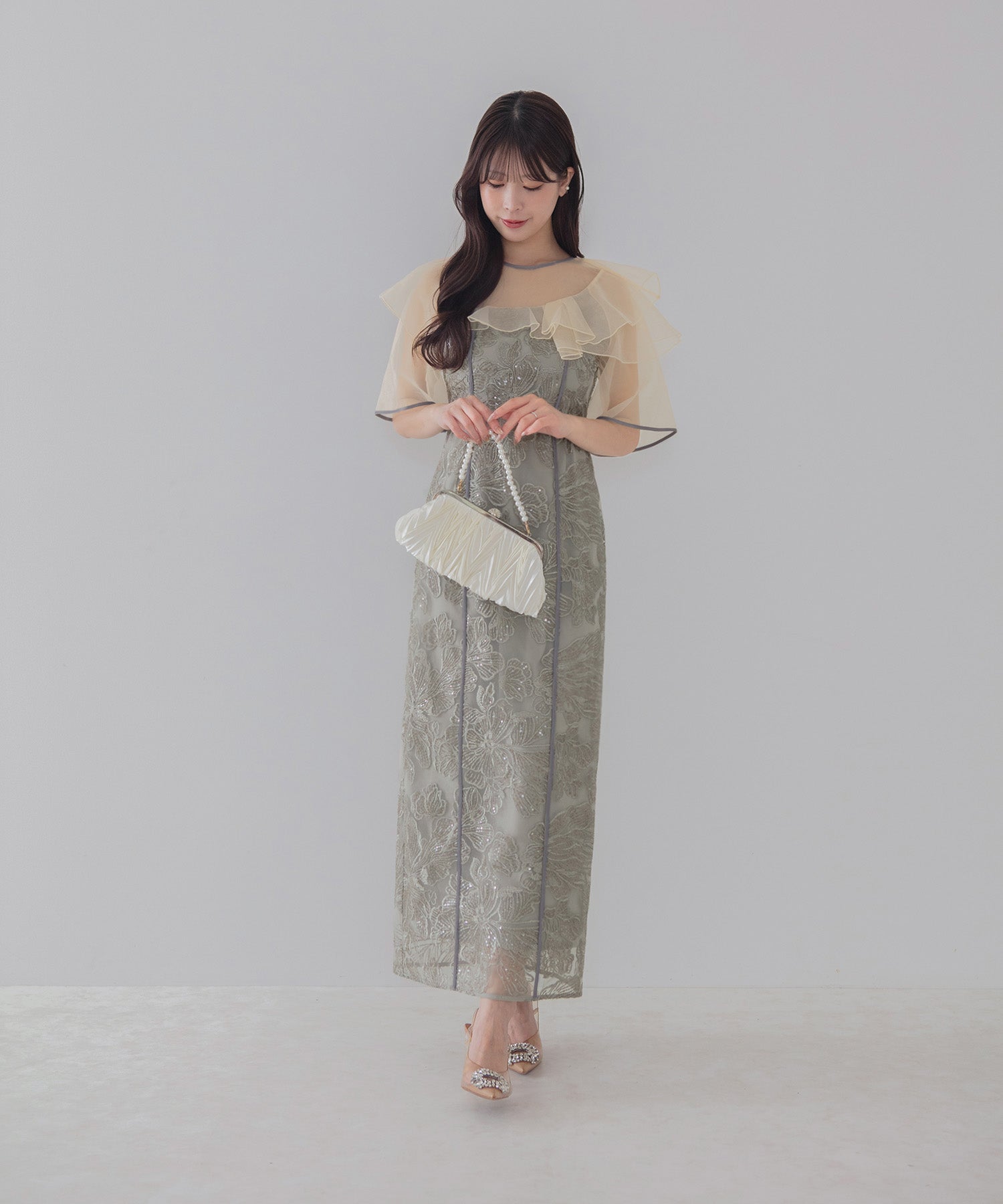 【COMING SOON】ラッフルシアーパイピングIラインワンピースドレス