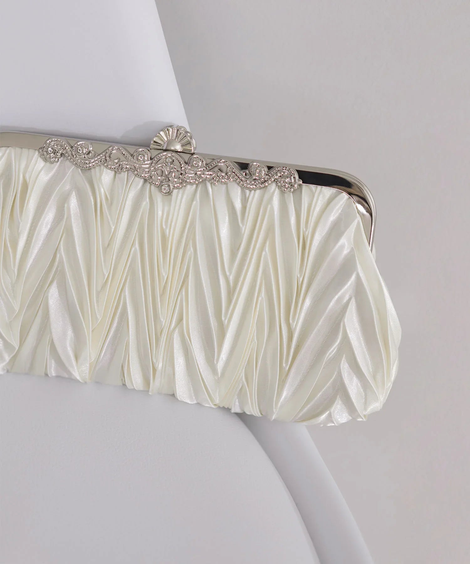 【当日発送】4WAYプリーツパールハンドバッグ