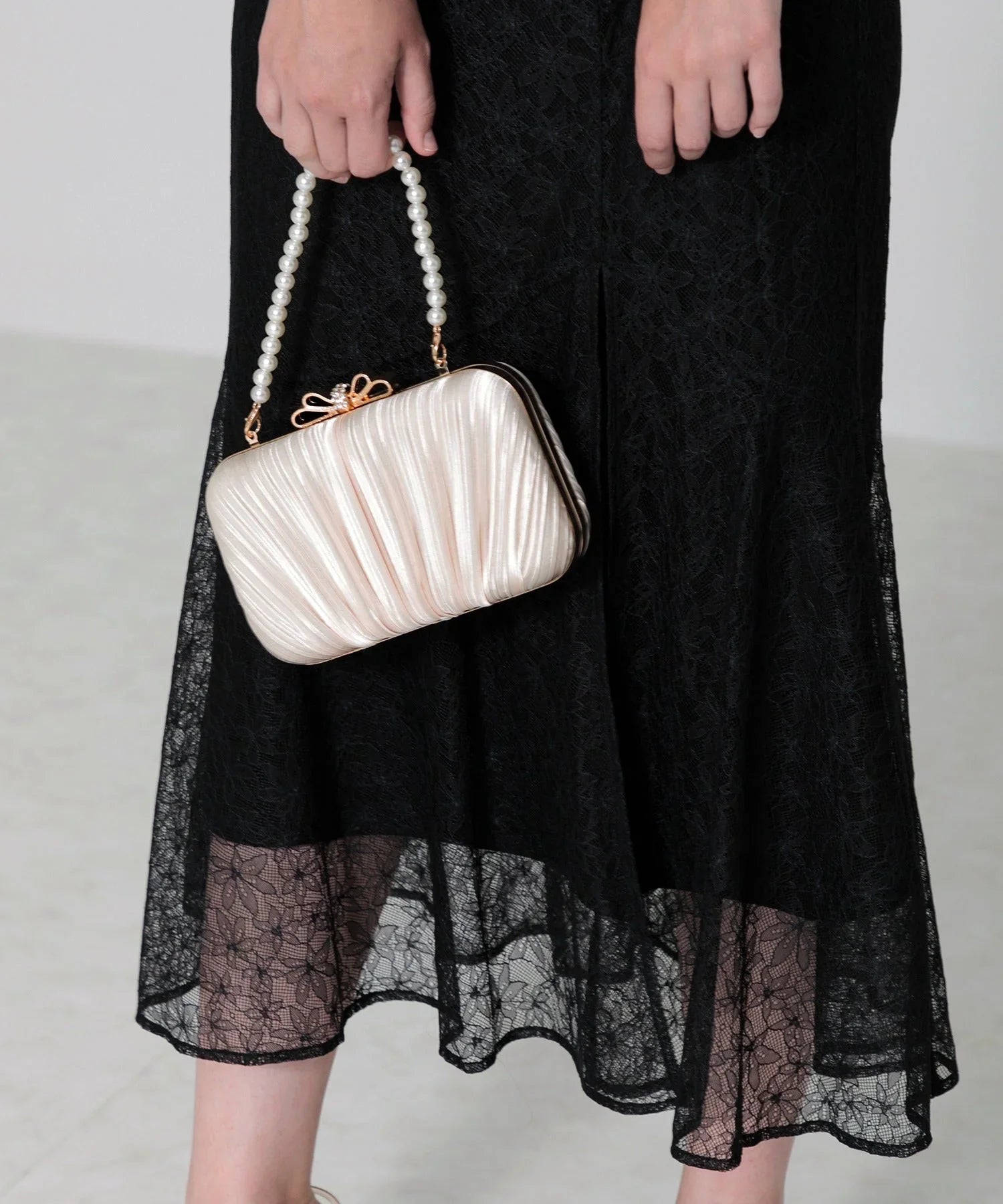 【当日発送】パールハンドルがま口パーティーバッグ結婚式