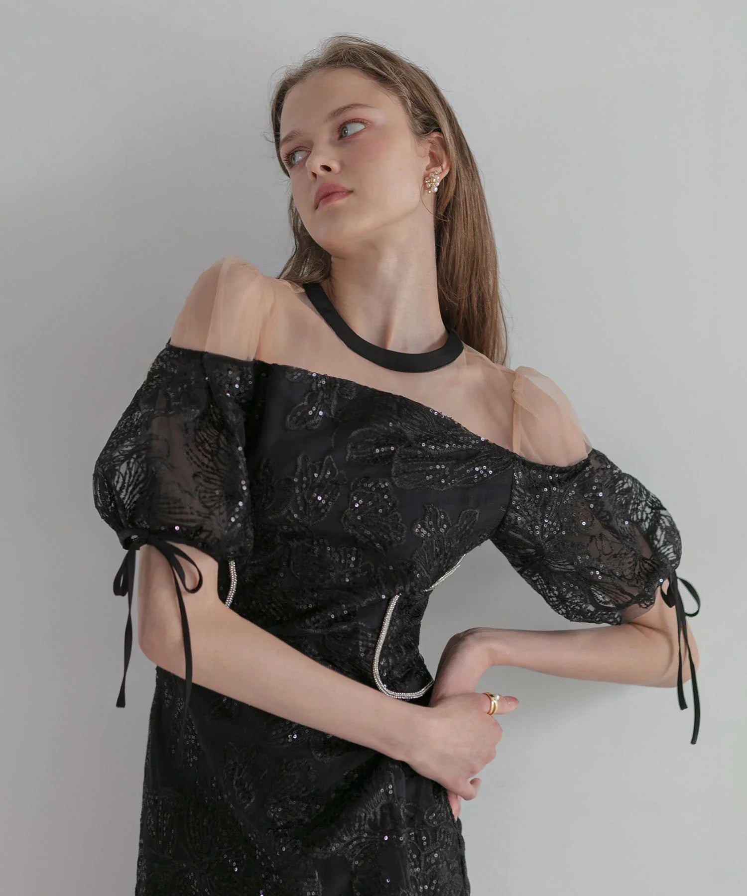 【SOLD OUT】スパンコールウエストデザインIラインワンピースドレス