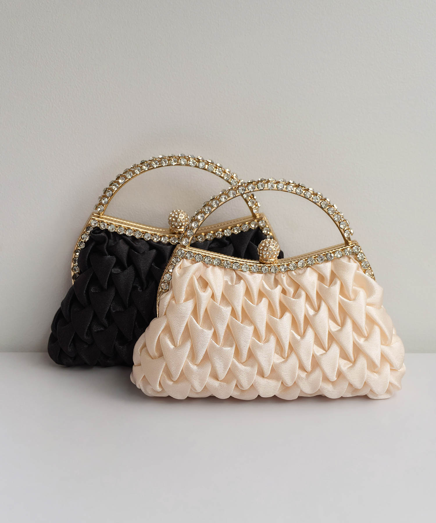 【一部当日発送】ビジューハンドルスモッキングサテン2WAYバッグ