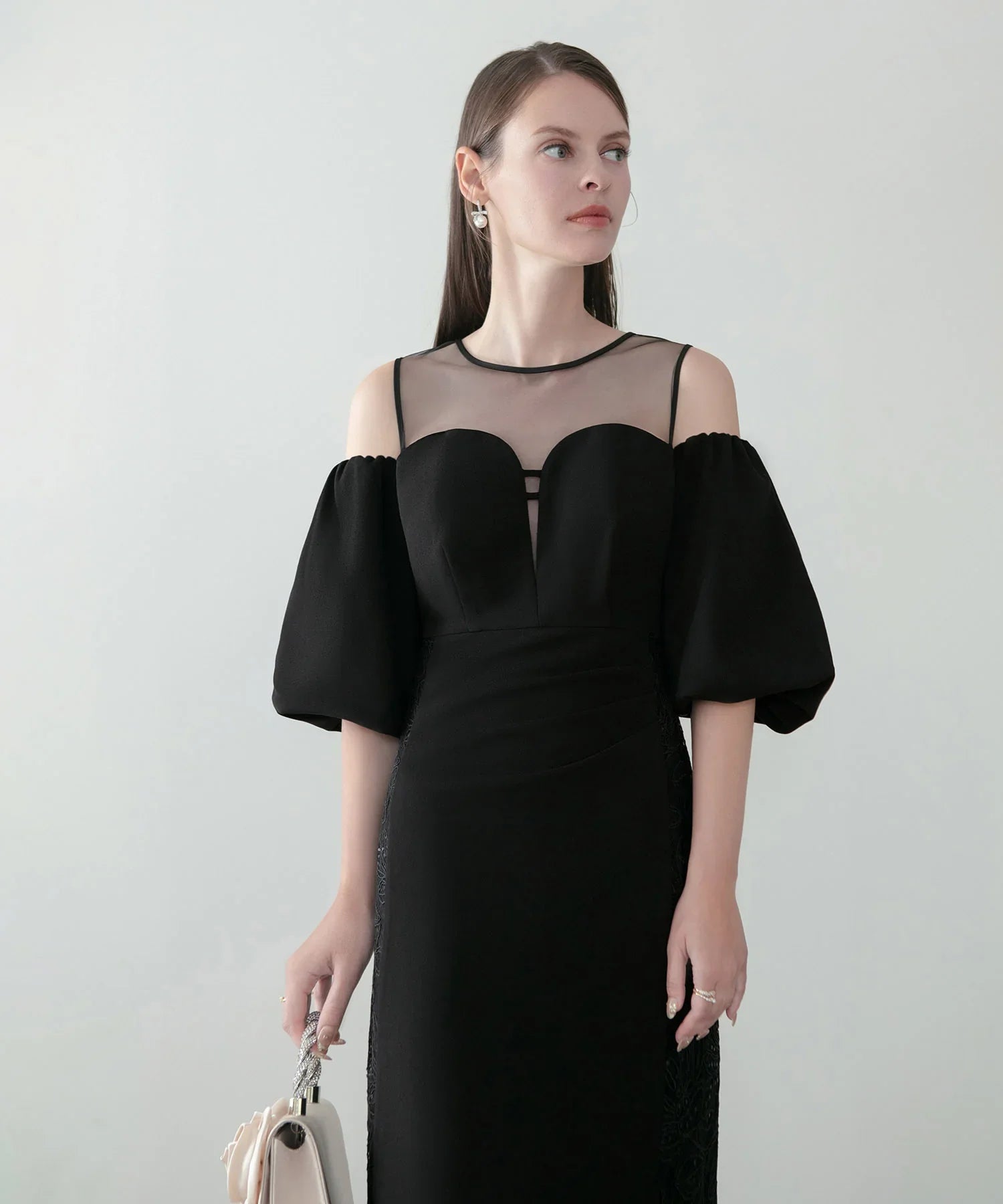 【LEJA LUXE】サイドレースシアーデコルテパフスリーブスリットドレス