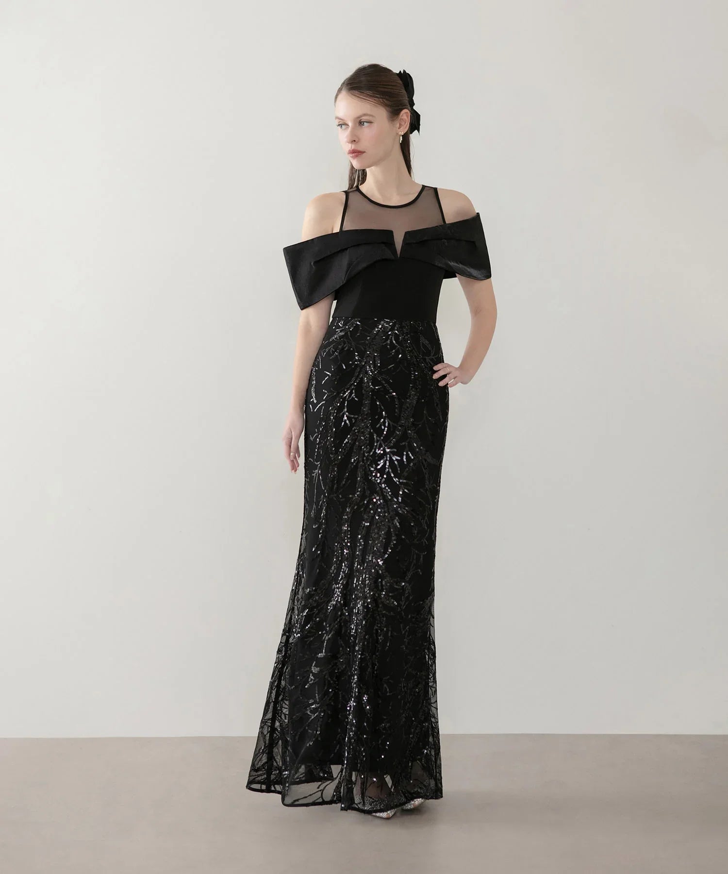 【LEJA LUXE】シースルーオフショルダーデザインスパンコールマーメイドドレス