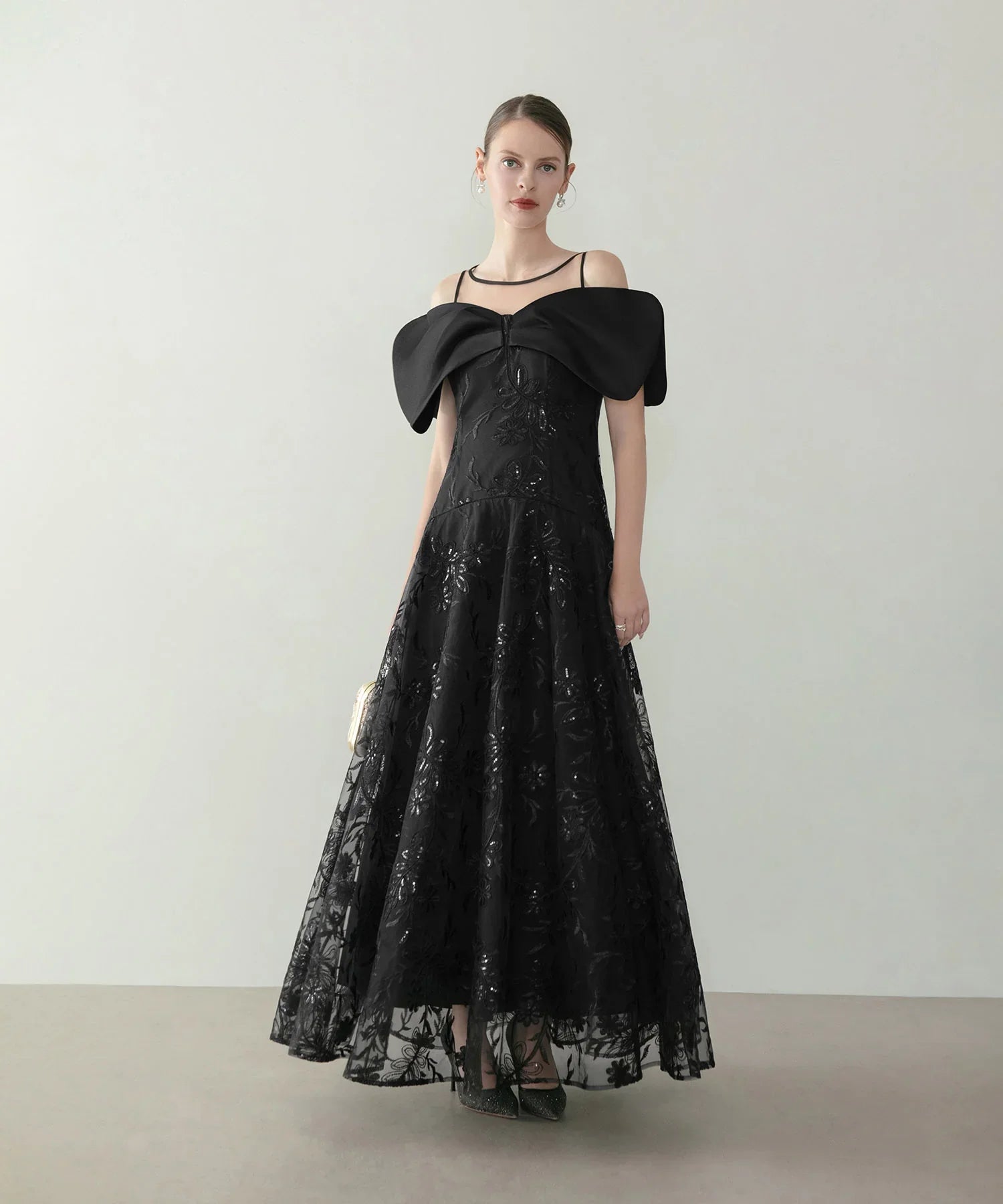 【LEJA LUXE】ビッグリボンモチーフオフショルダースパンコールドレス