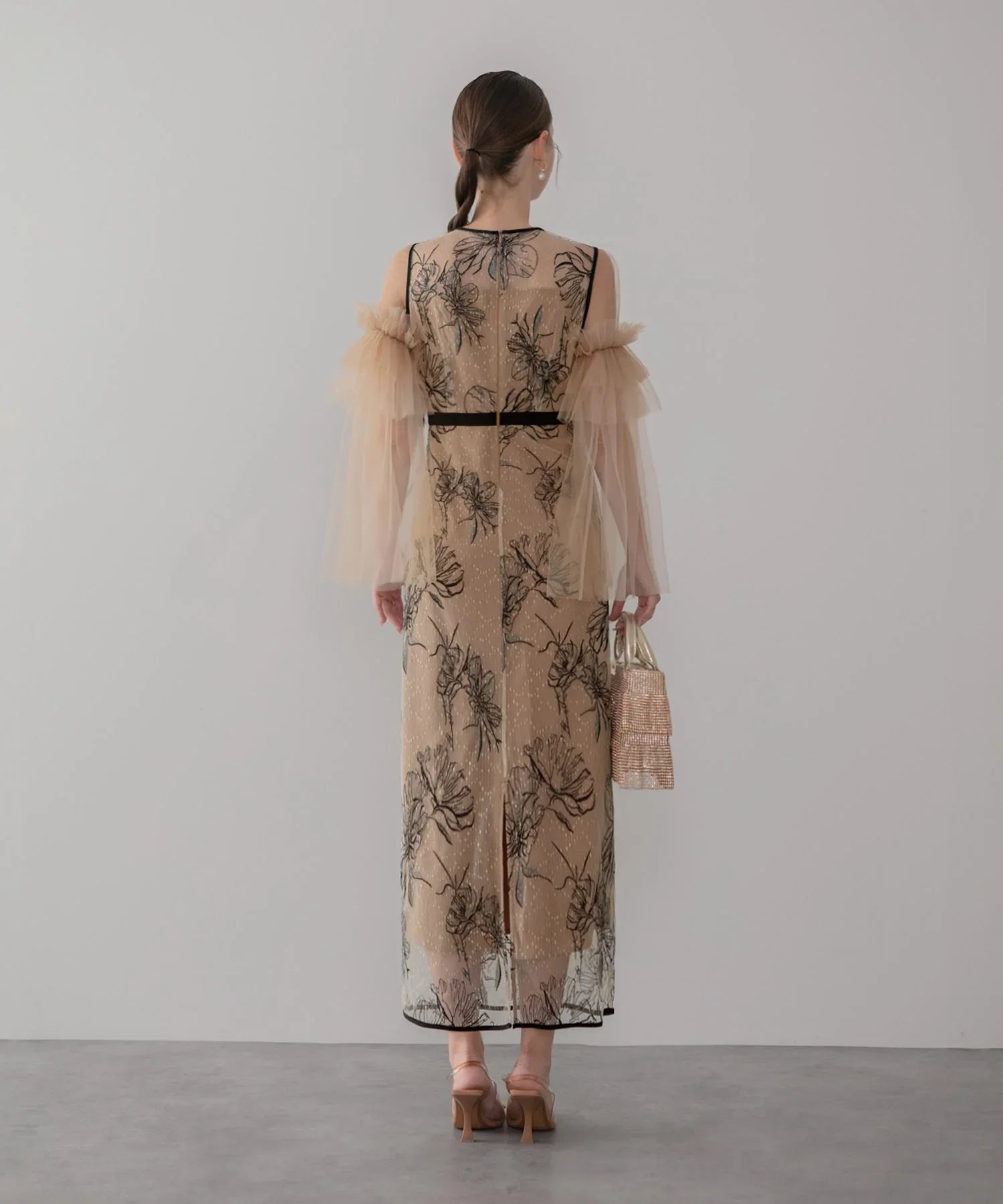 【当日発送】フラワーチュールフリルスリーブIラインワンピースドレス