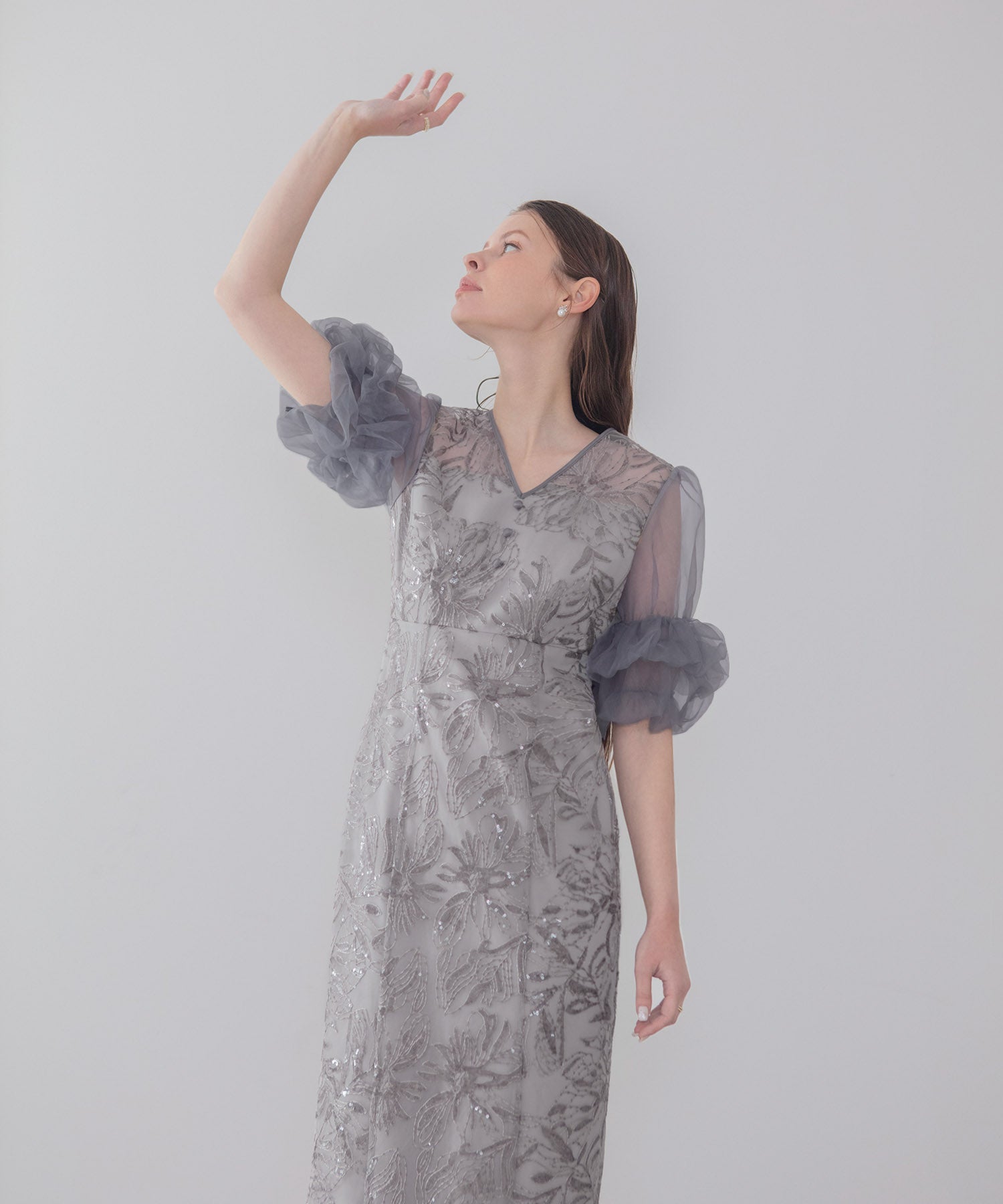 【COMING SOON】オーガンジーフリルスリーブフラワースパンコールIラインワンピースドレス