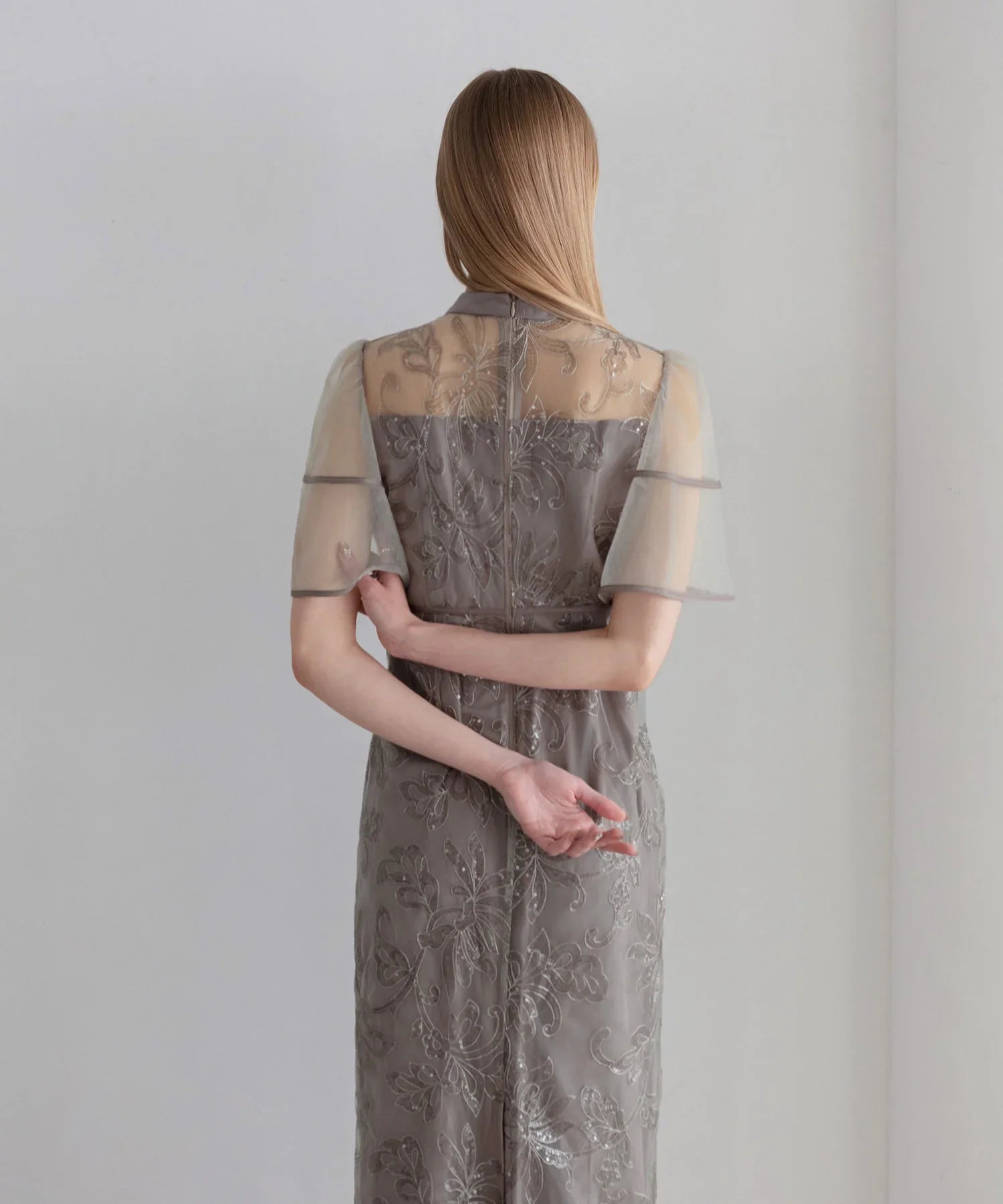 【当日発送】スパンコールフラワーIラインワンピースドレス