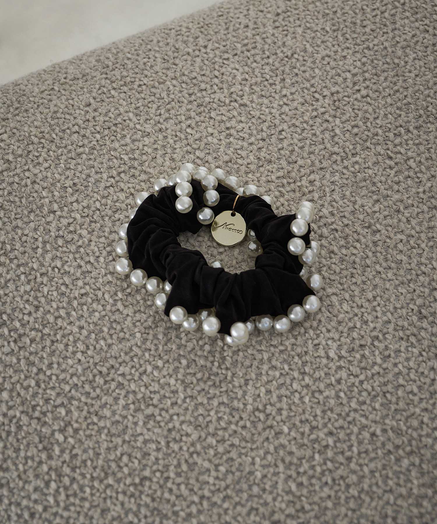 【当日発送】エッジパールボリュームシュシュ