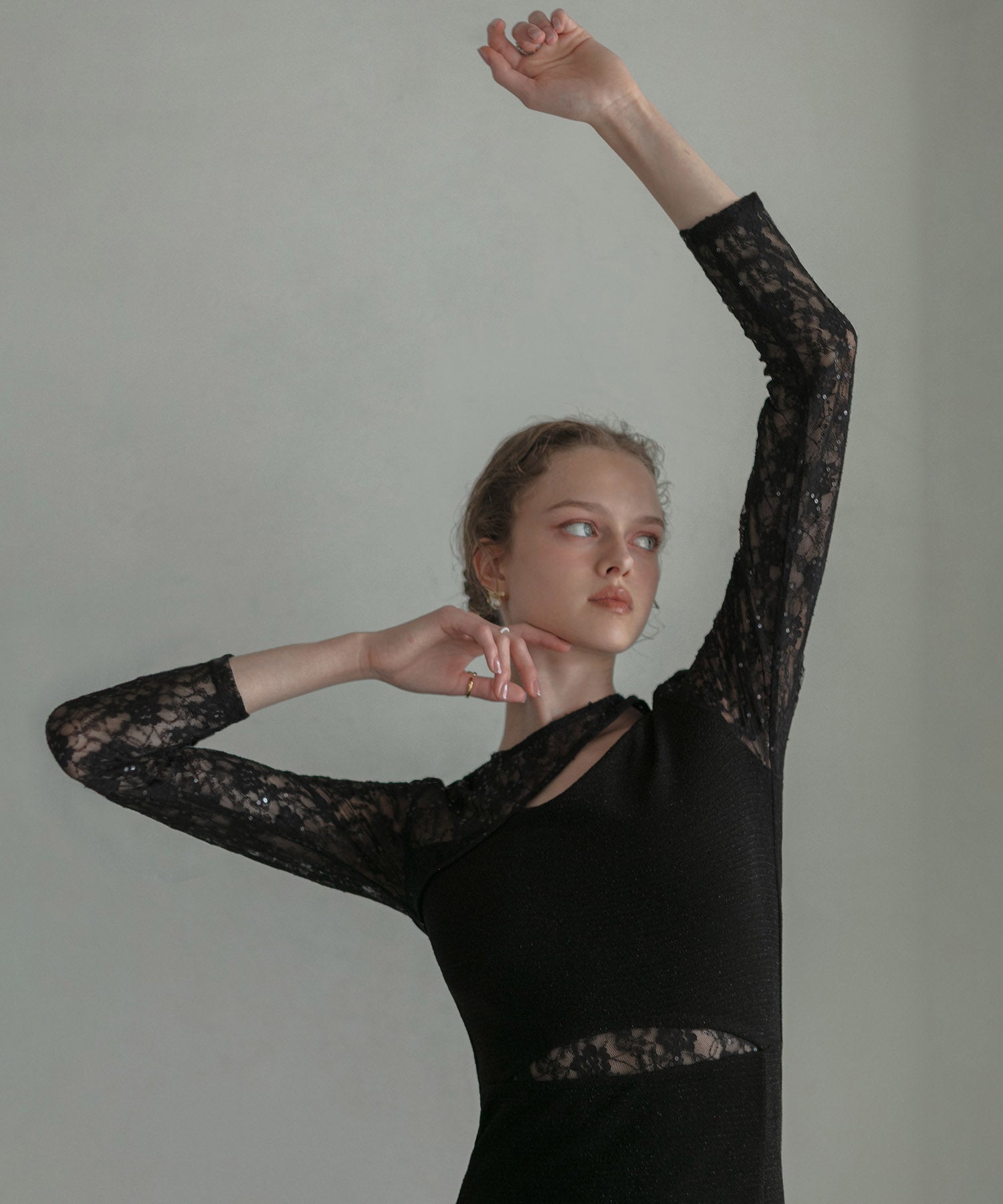 【LEJA LUXE】アシンメトリーレーススリムフィットIラインドレス