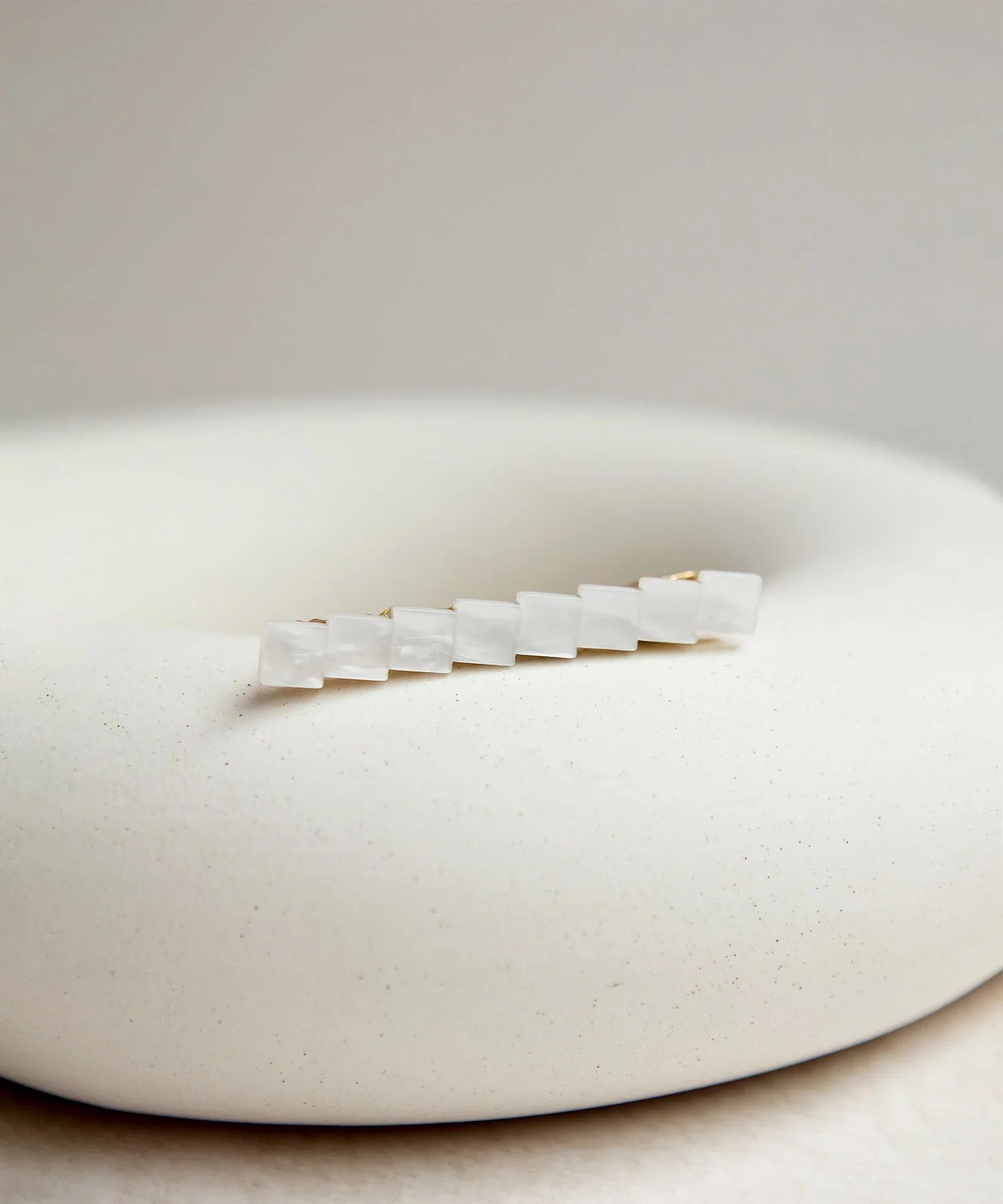 【当日発送】パールニュアンスゴールドヘアピンセット