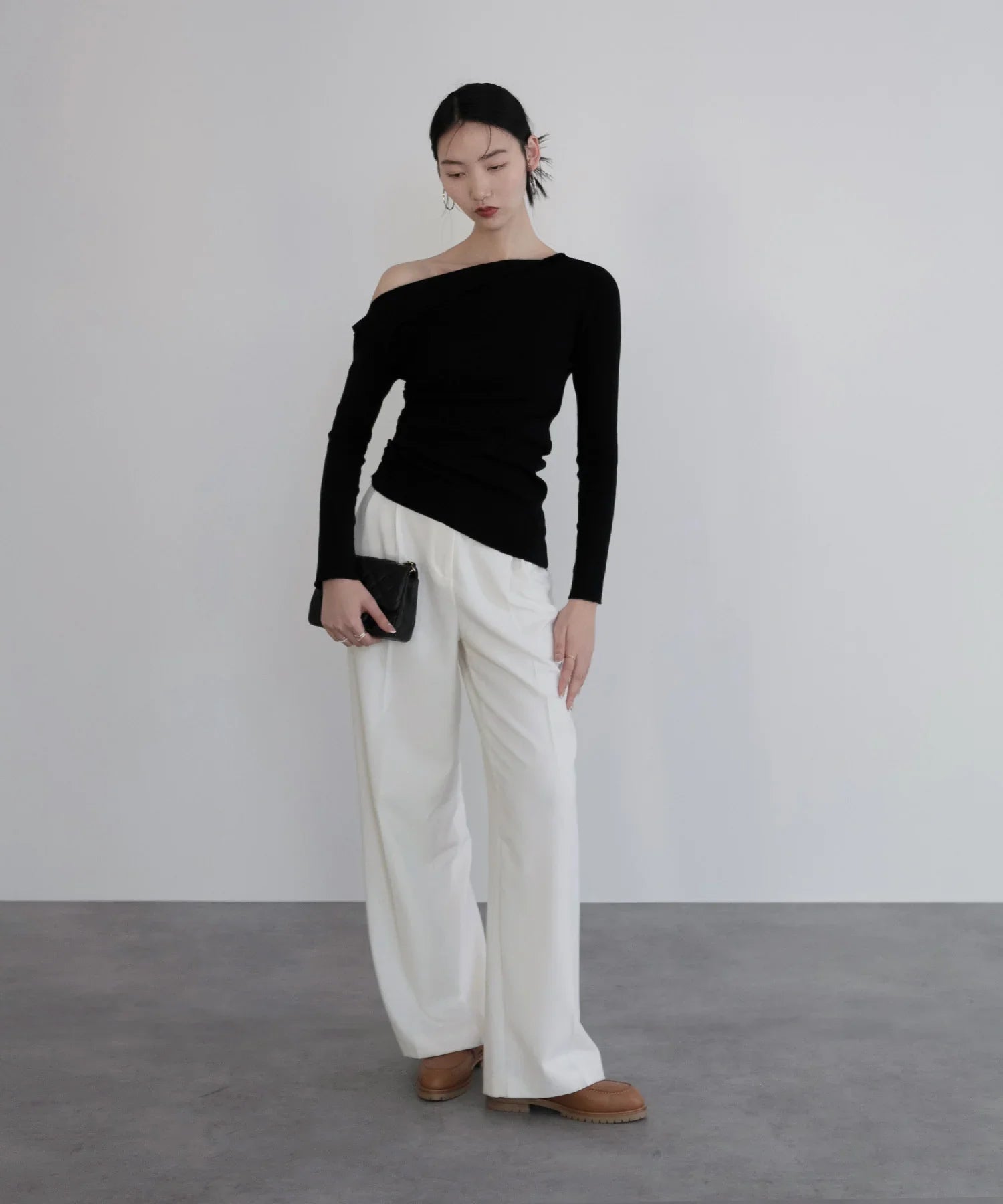 【当日発送】アシンメトリーギャザーワンショルダーニットトップス