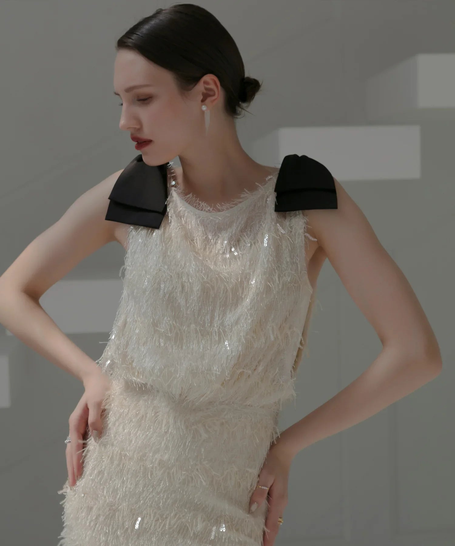 【LEJA LUXE】シャギーショルダーリボンスパンコールIラインドレス