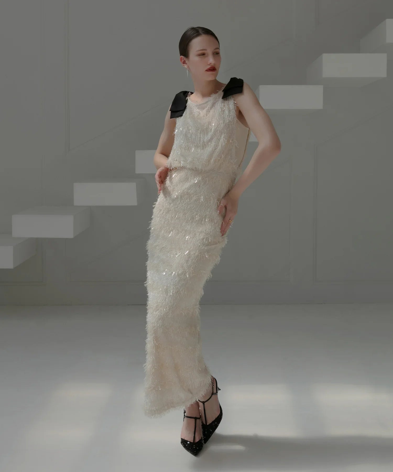 【LEJA LUXE】シャギーショルダーリボンスパンコールIラインドレス