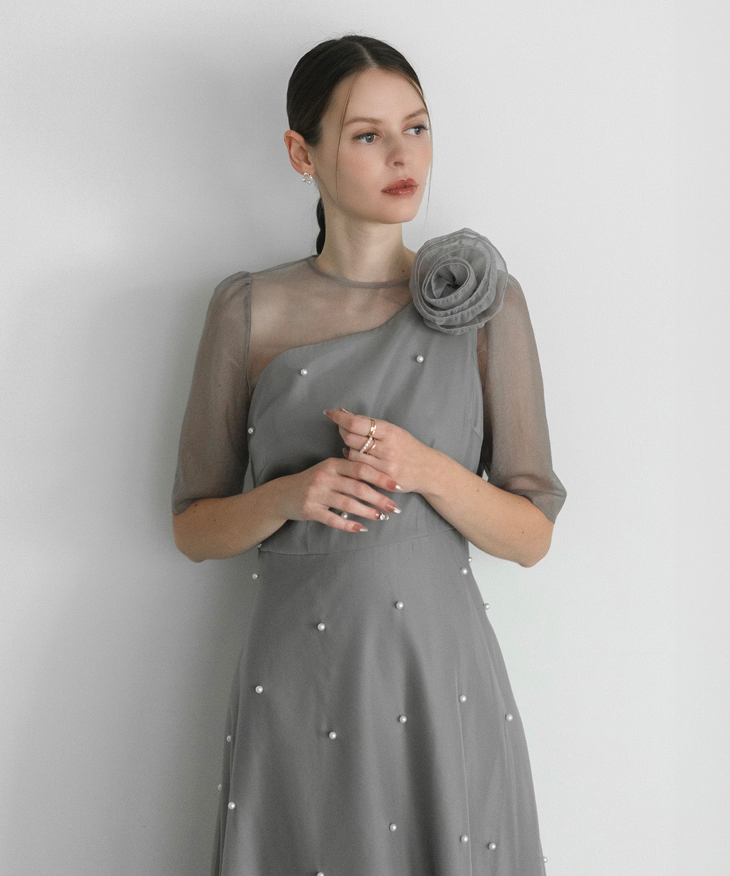 【当日発送】パールアシンメトリーローズモチーフAラインワンピースドレス